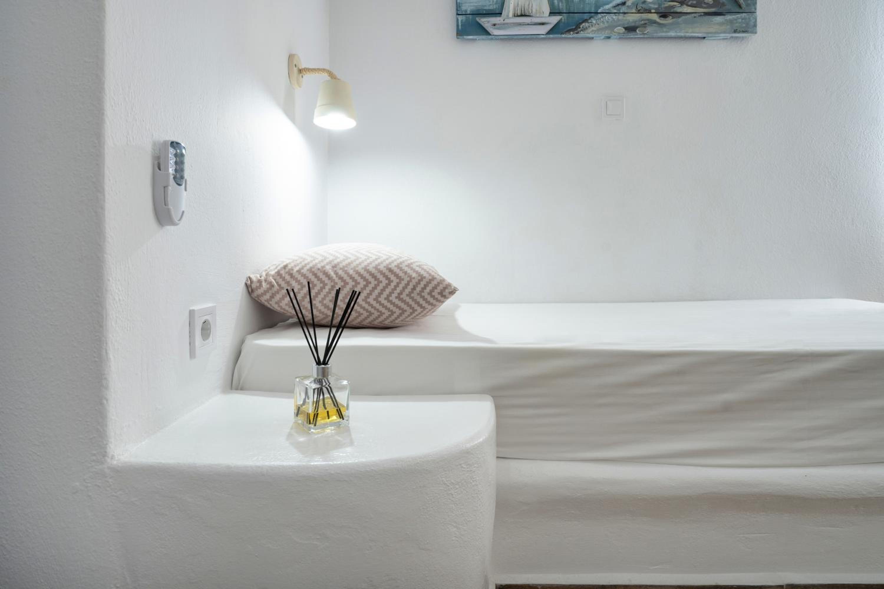 Deluxe Triple Room with Sea View photo 2