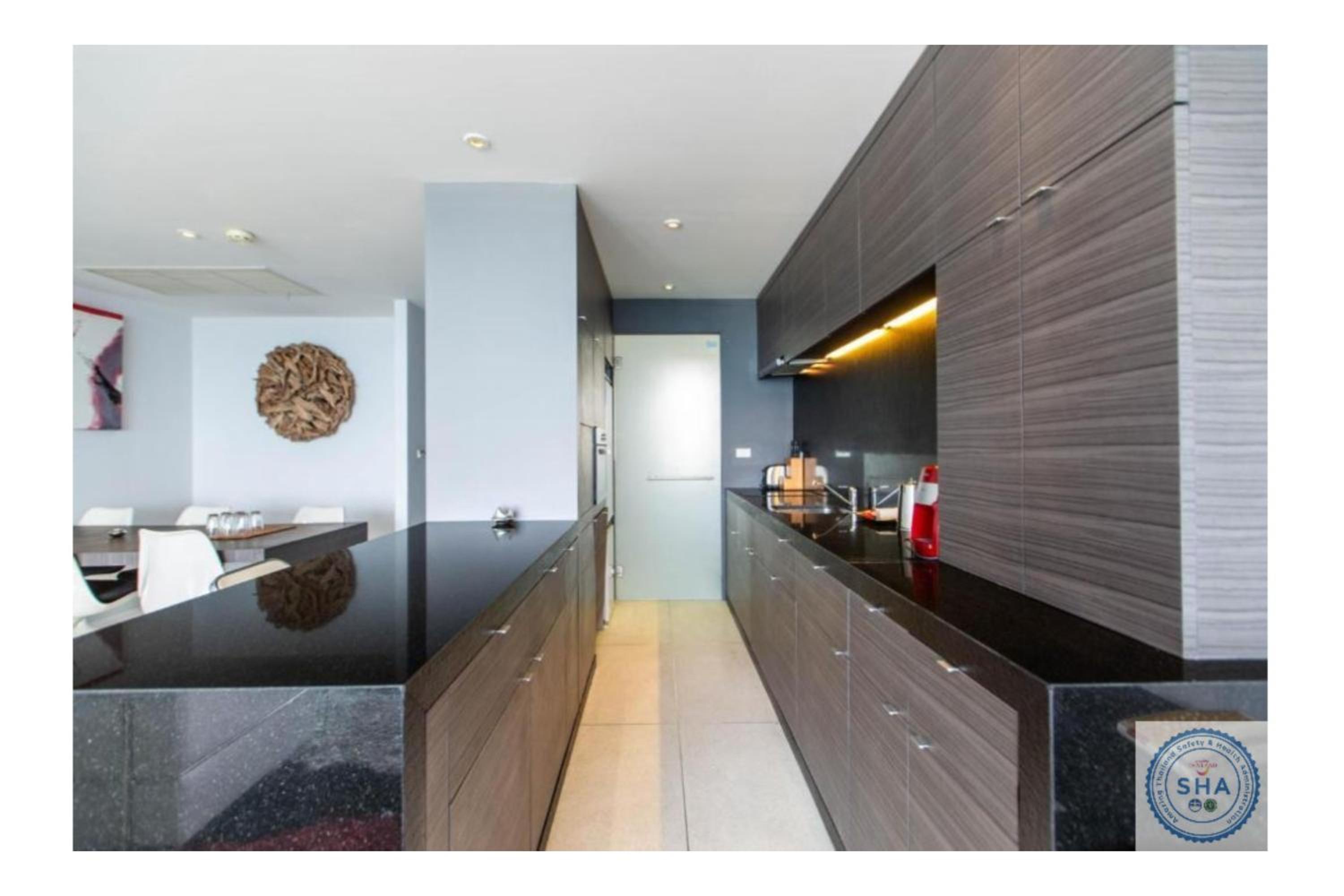 Duplex Suite - Photo 20