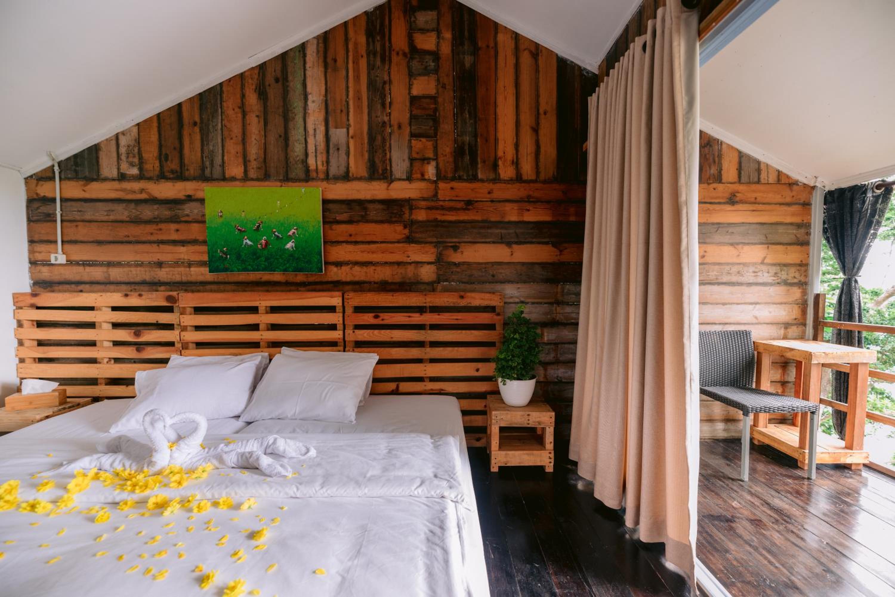 Double or Twin Room with Sea View photo 1