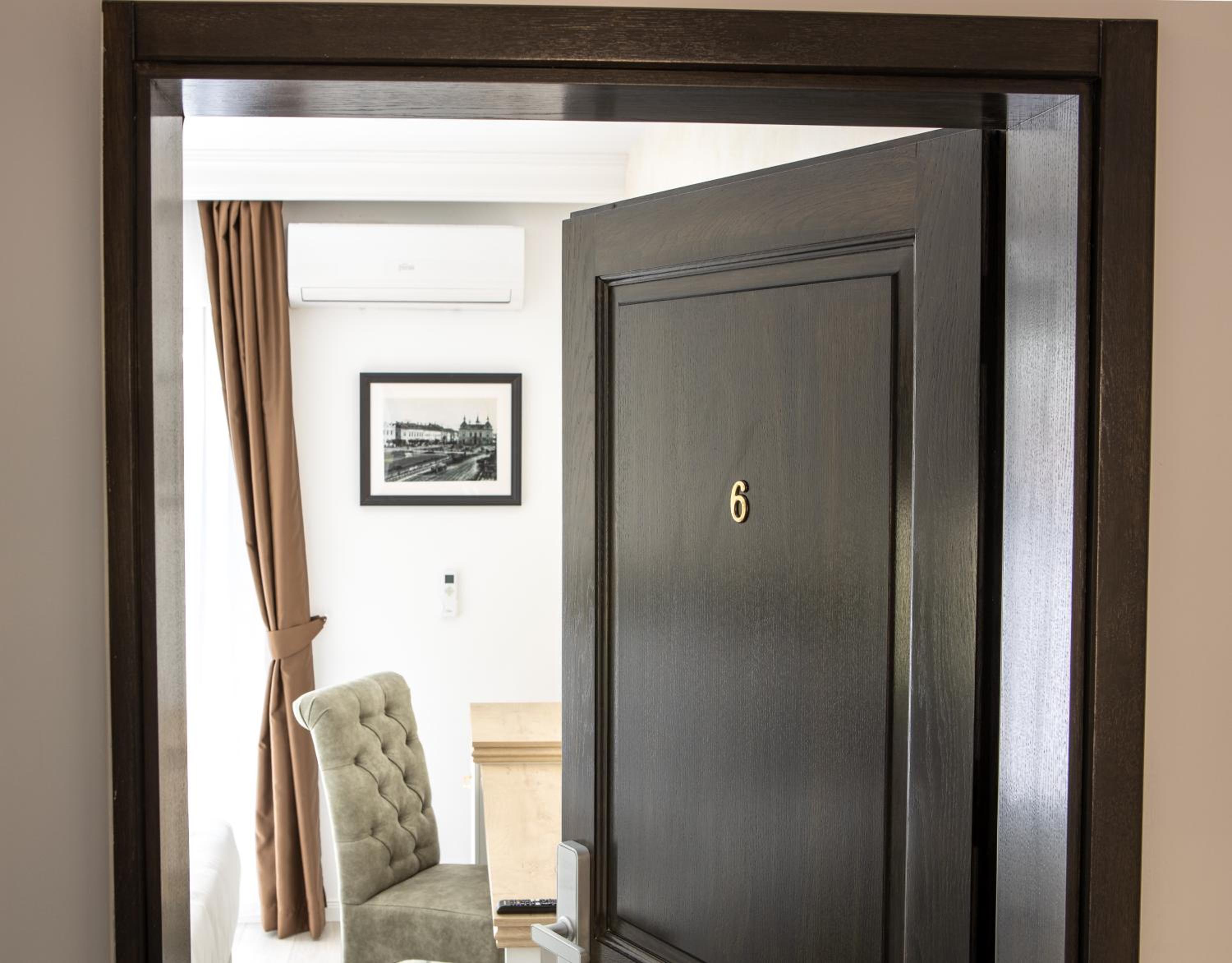 Double Room - Photo 1