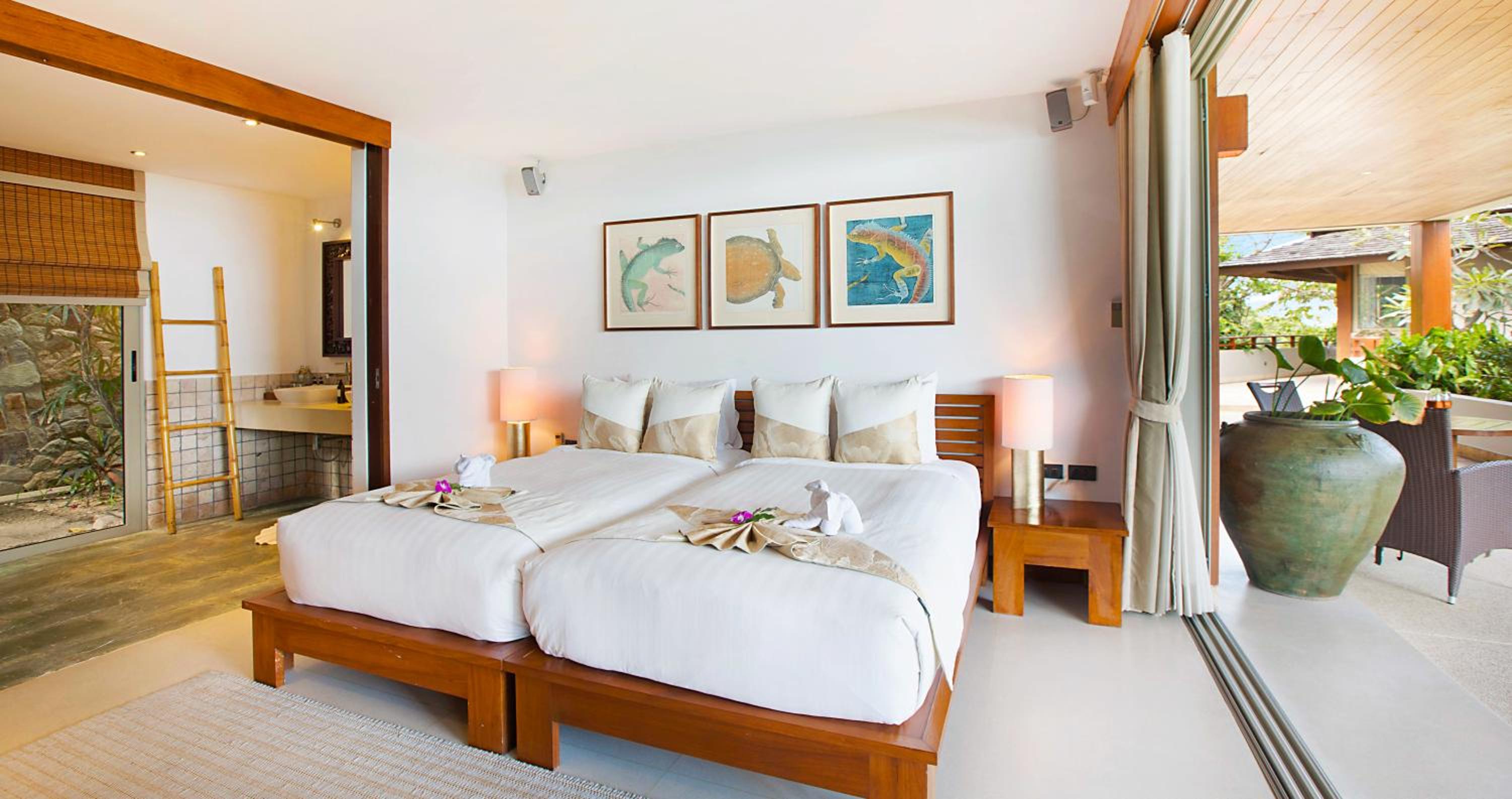 7-Bedroom + 1 Kid's Room Sea View Villa with Private Chef - Photo 25