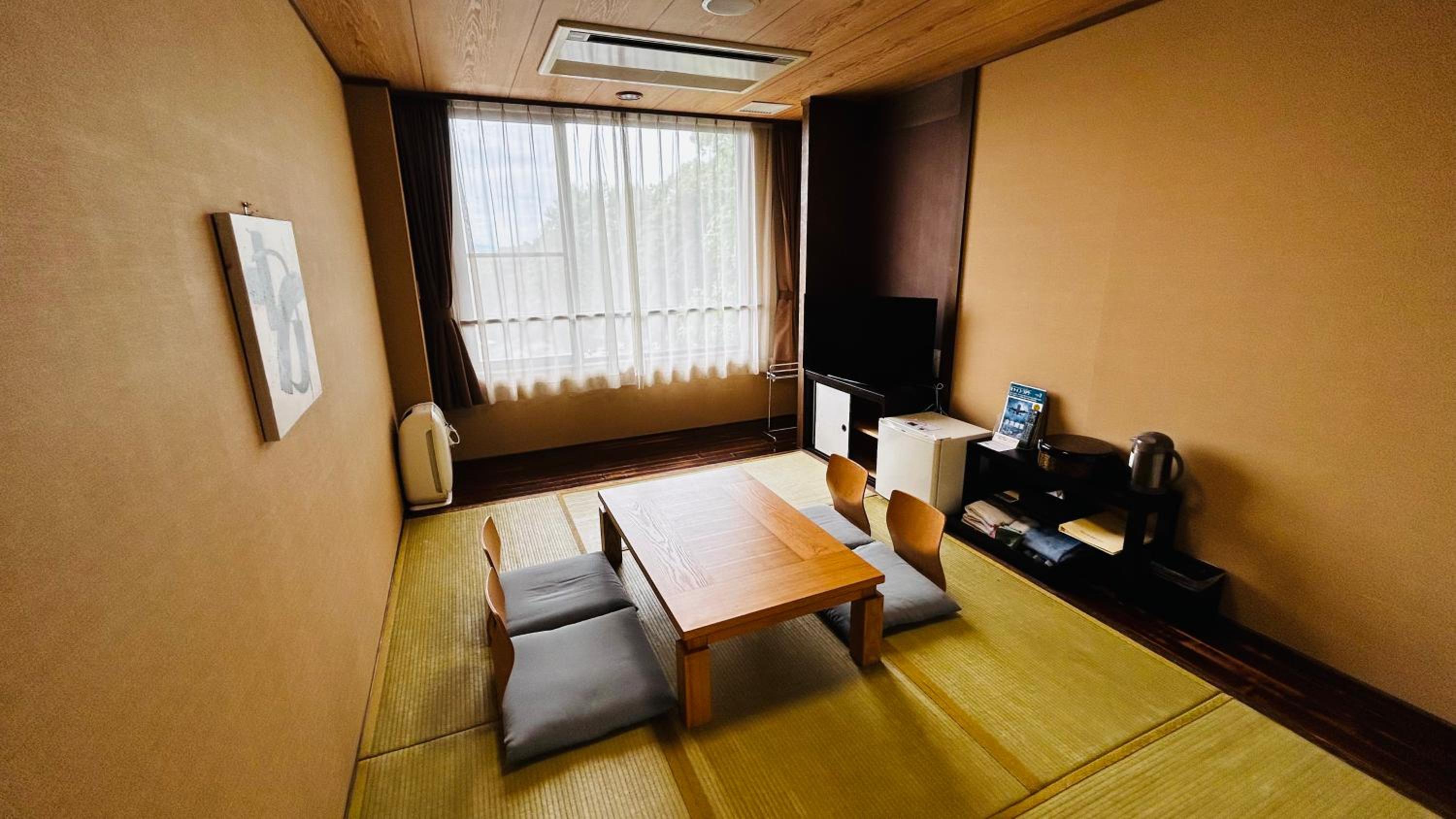 Japanese-Style Room - Smoking
