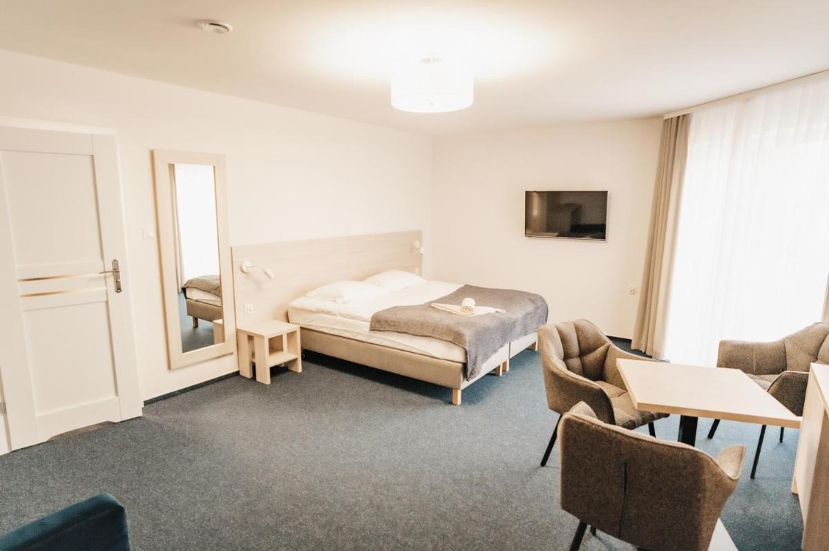 King Room with Balcony photo 1