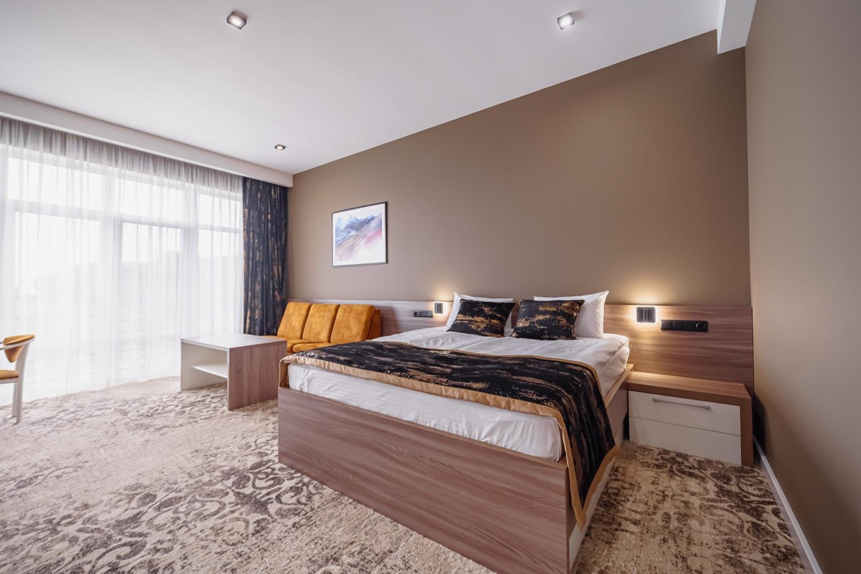 Deluxe Double Room with Extra Bed