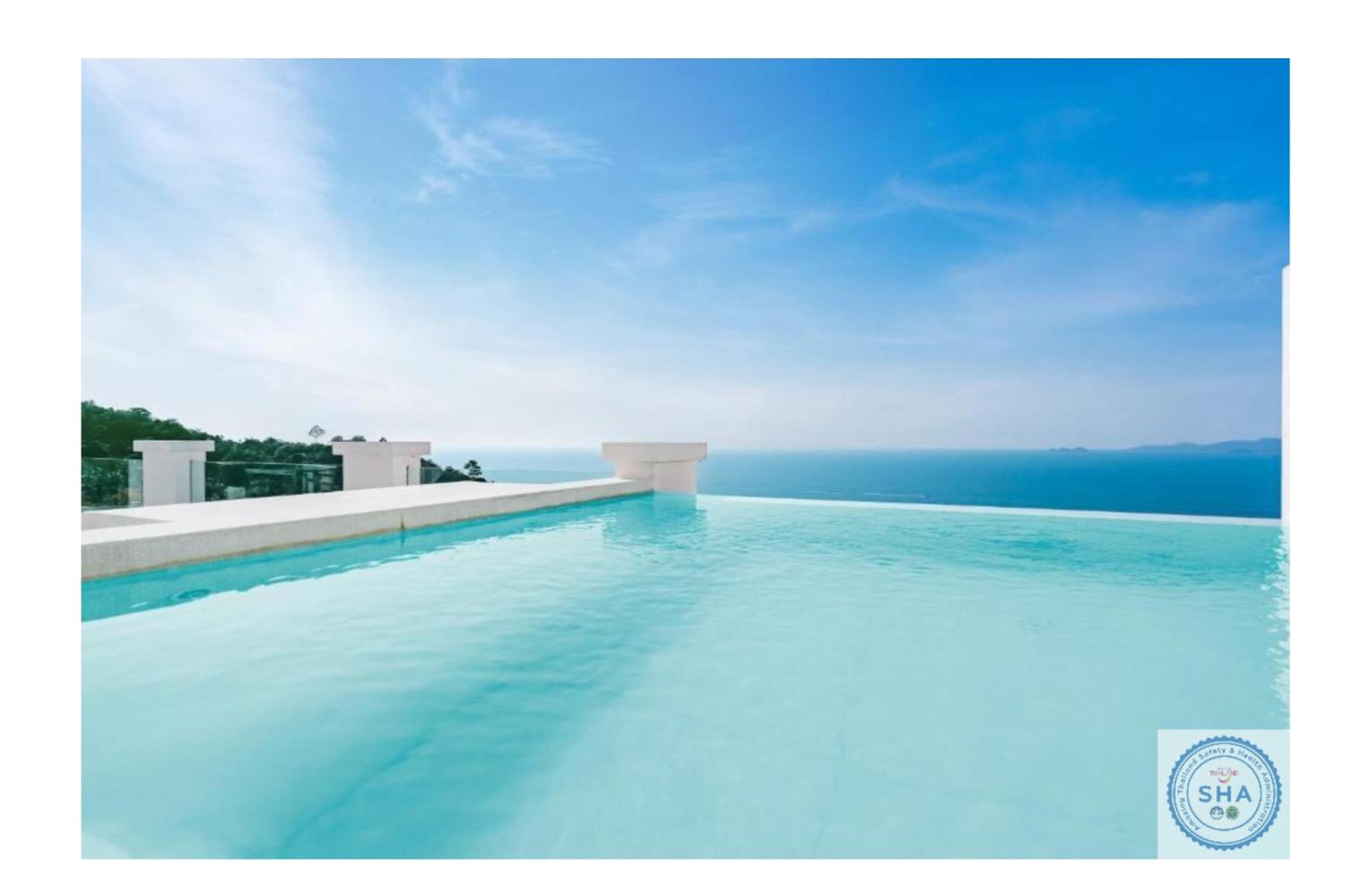 Suite with Sea View - Photo 32