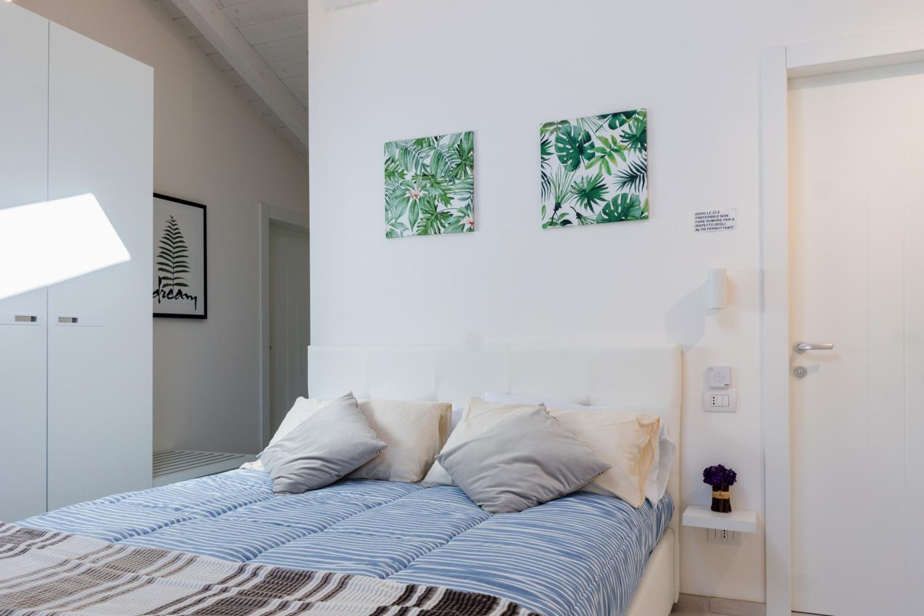 Deluxe Double Room - Photo 1