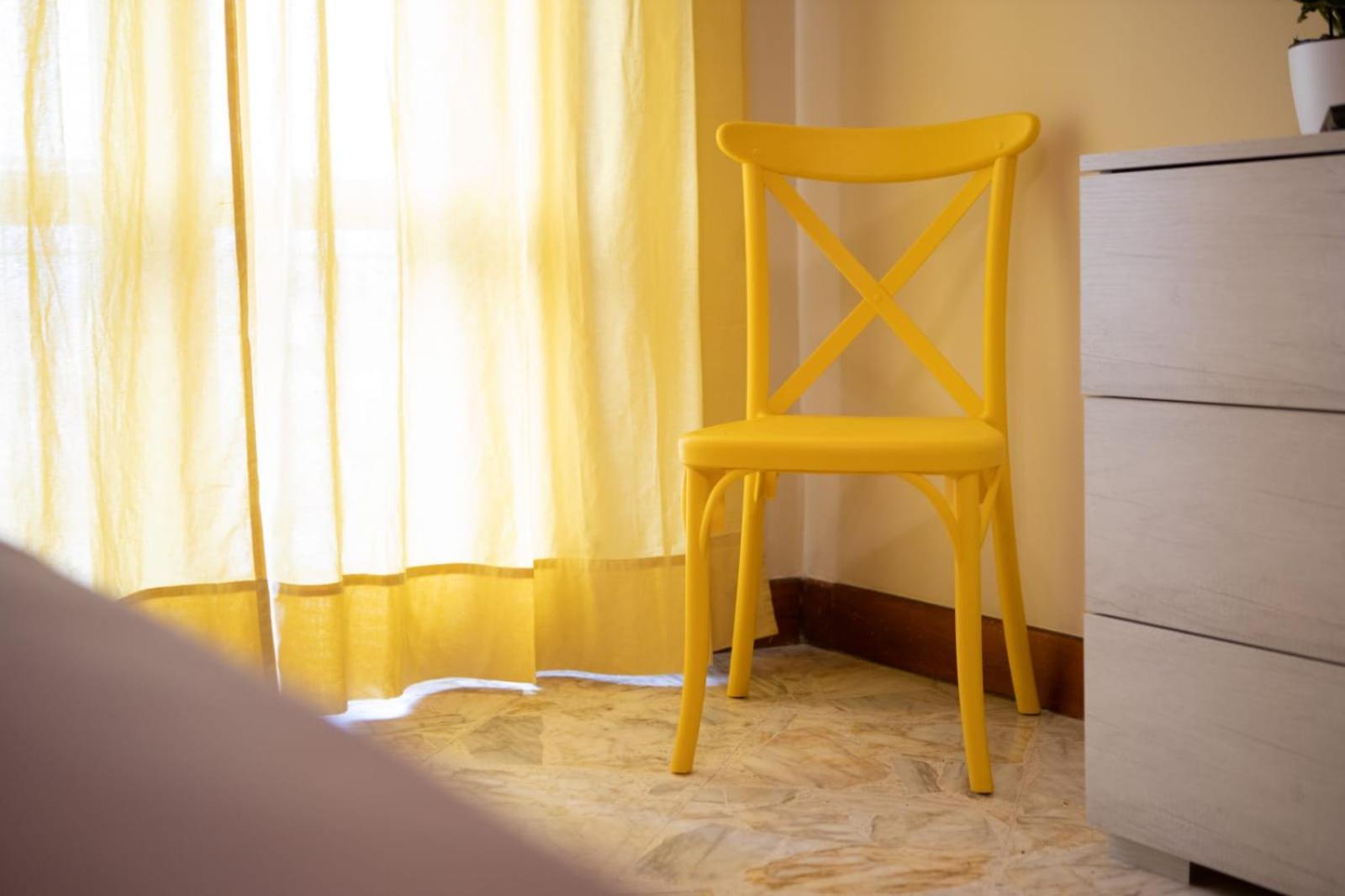 Double Room with Private Bathroom - Photo 8