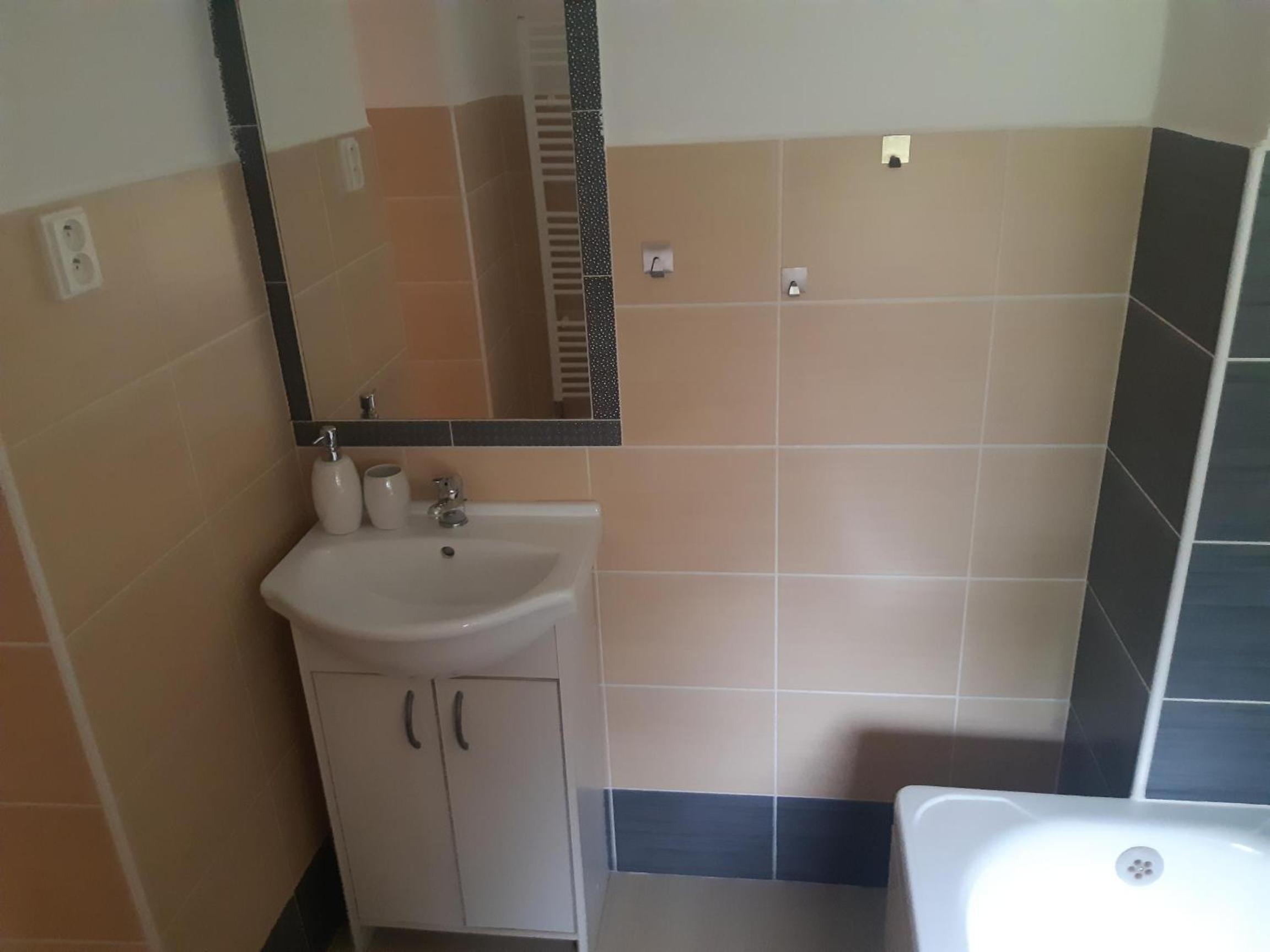 Apartment - Ground Floor photo 2