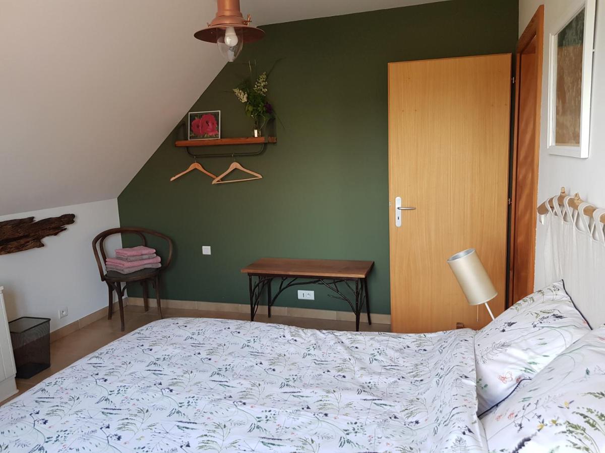 Double Room with Private Bathroom - Photo 6