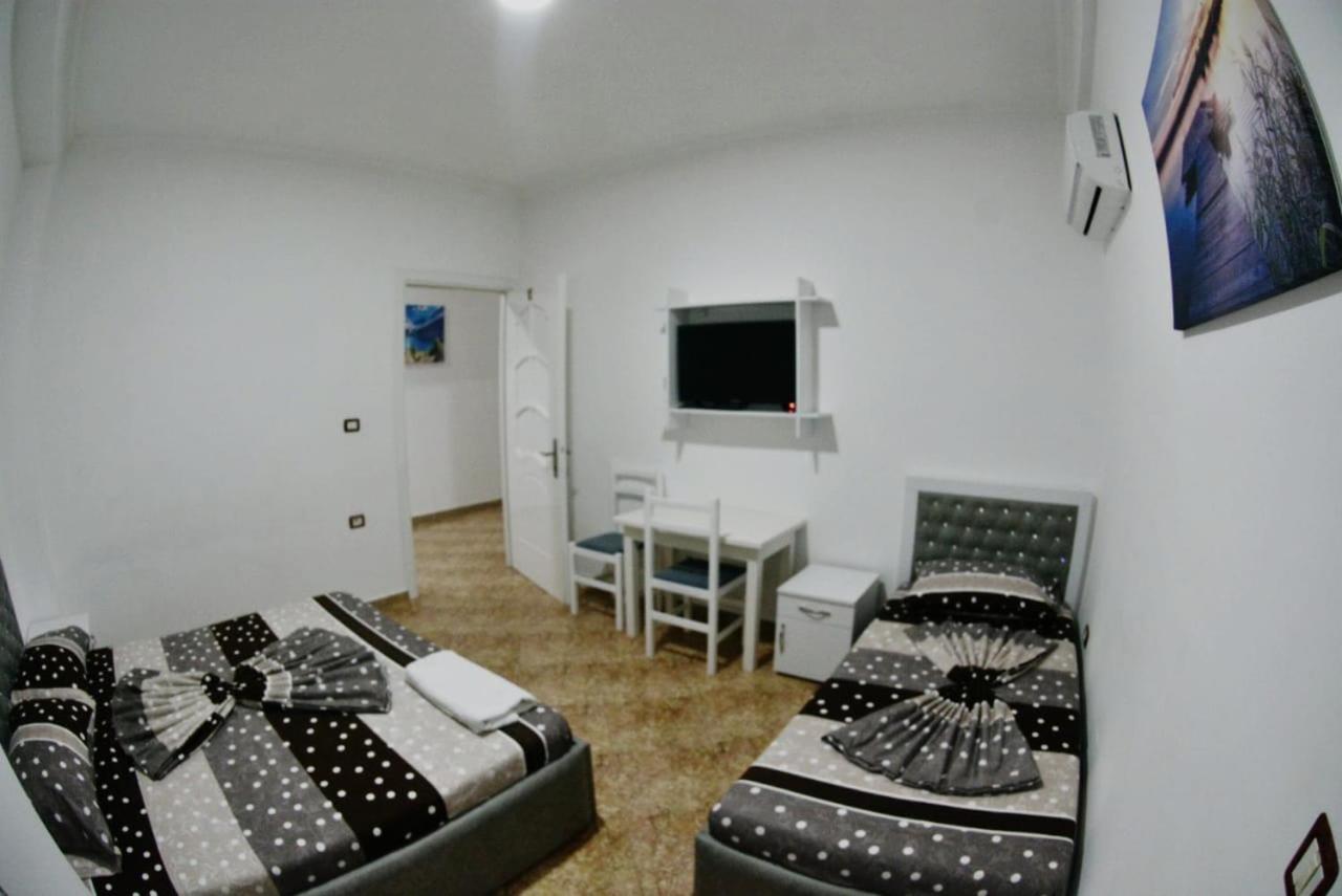 Deluxe Family Room photo 1