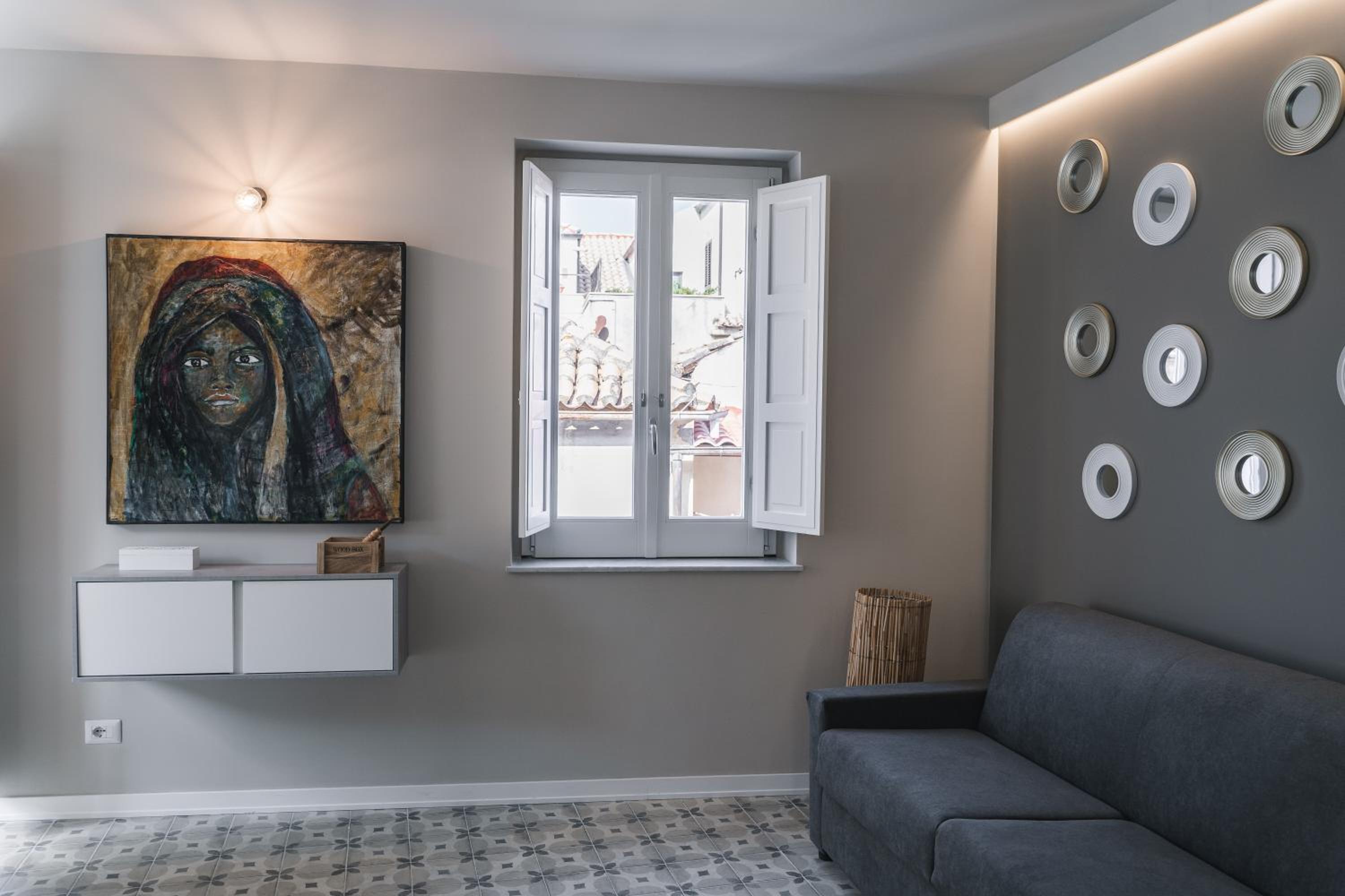 Superior Suite - Photo 5