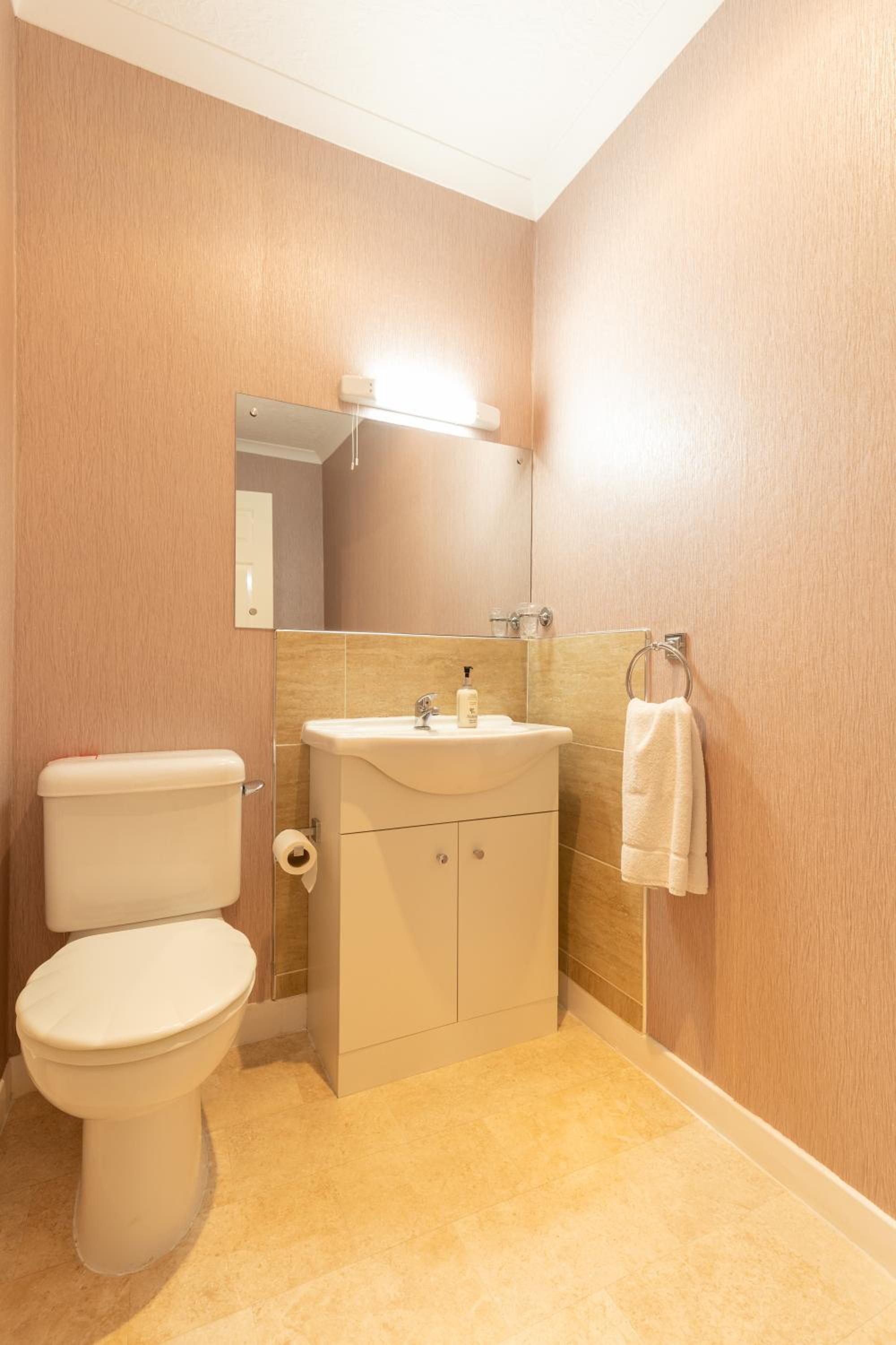 Double Room - Photo 4