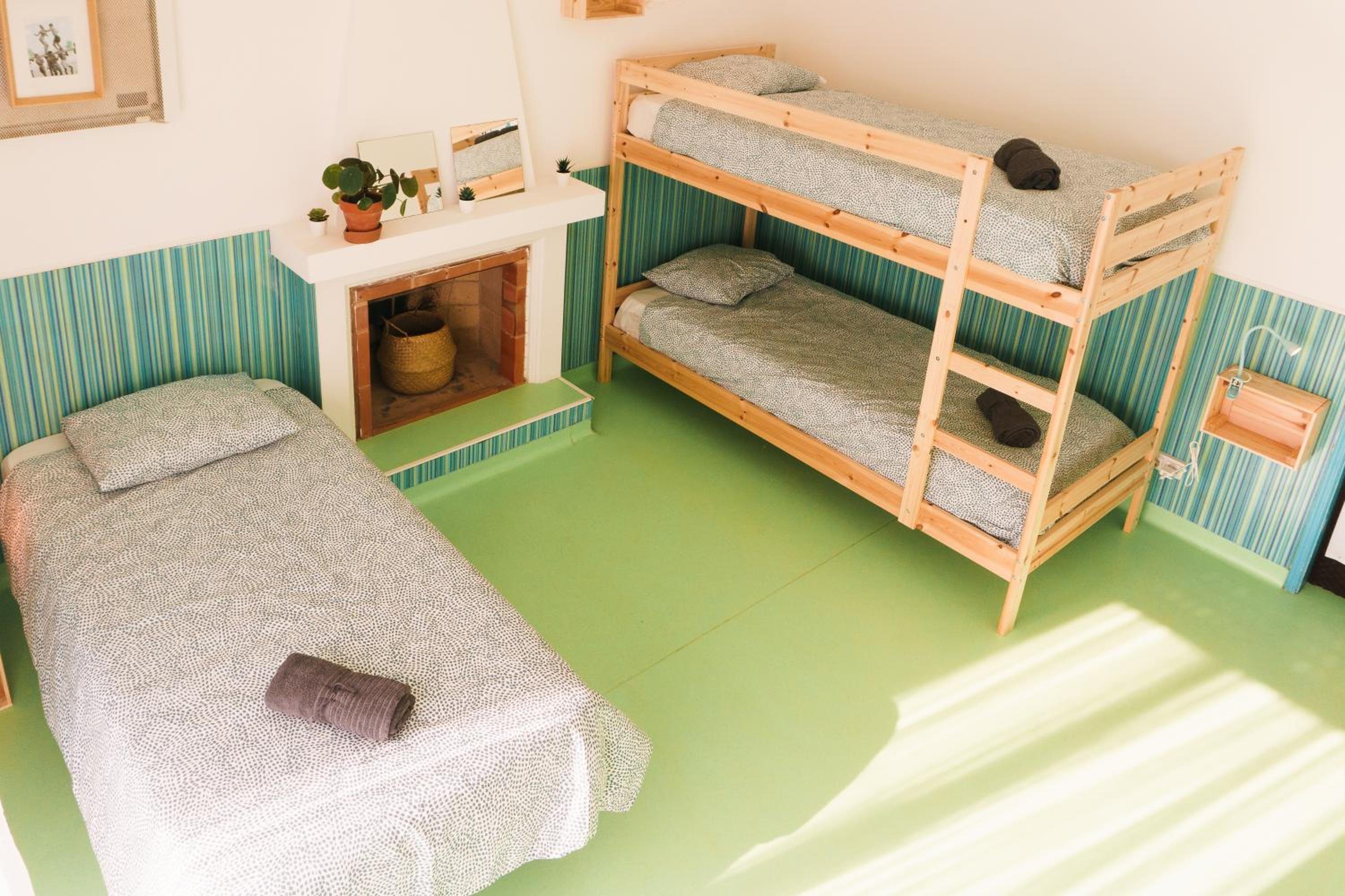 Single Bed in Dormitory Room photo 1
