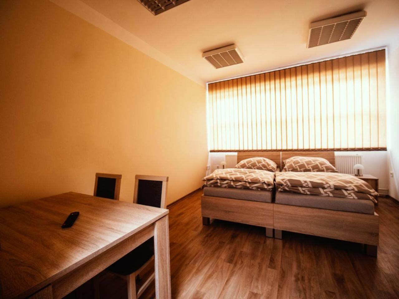 Standard Twin Room photo 3