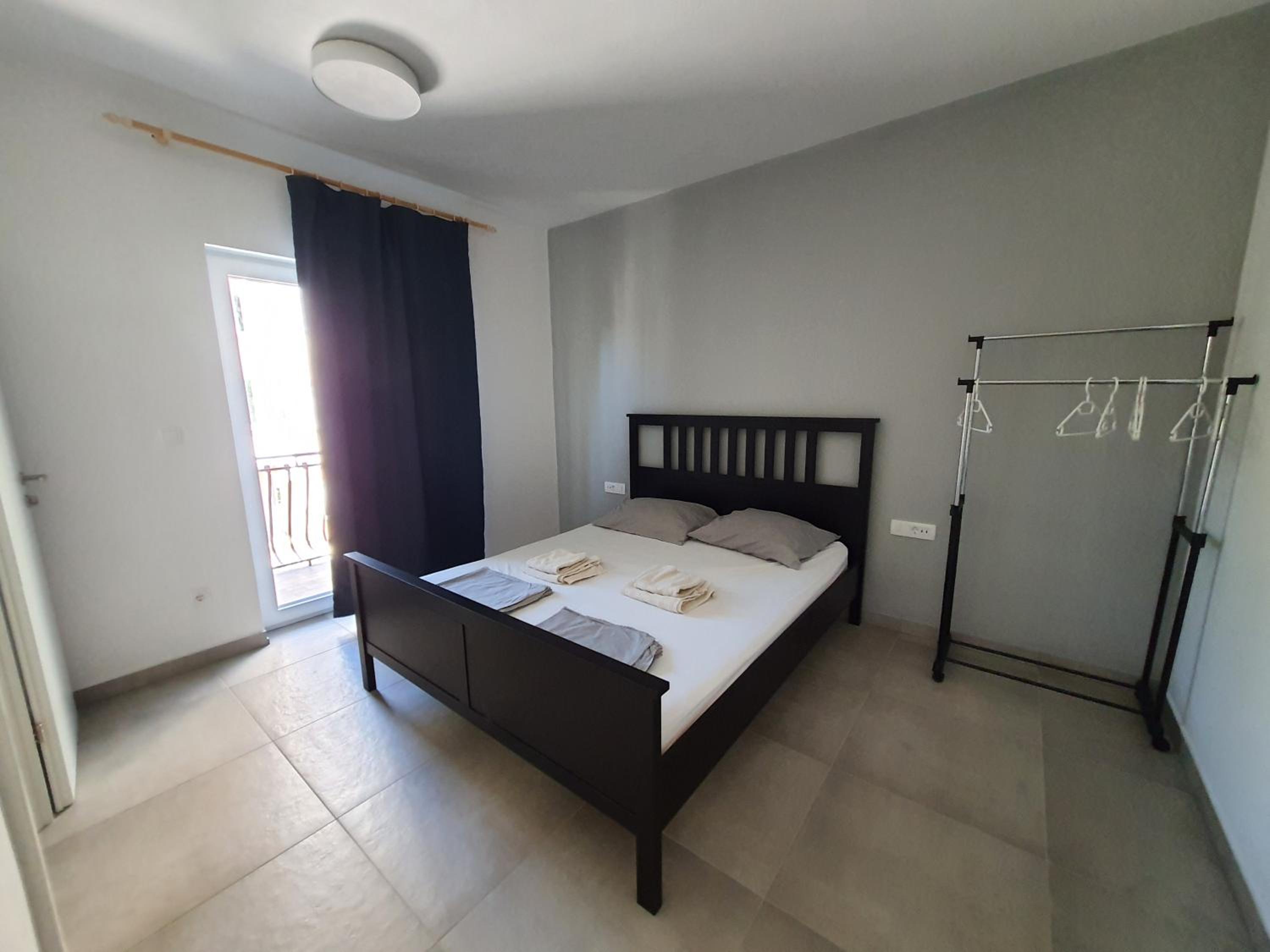 Double Room with Private Bathroom - Photo 1