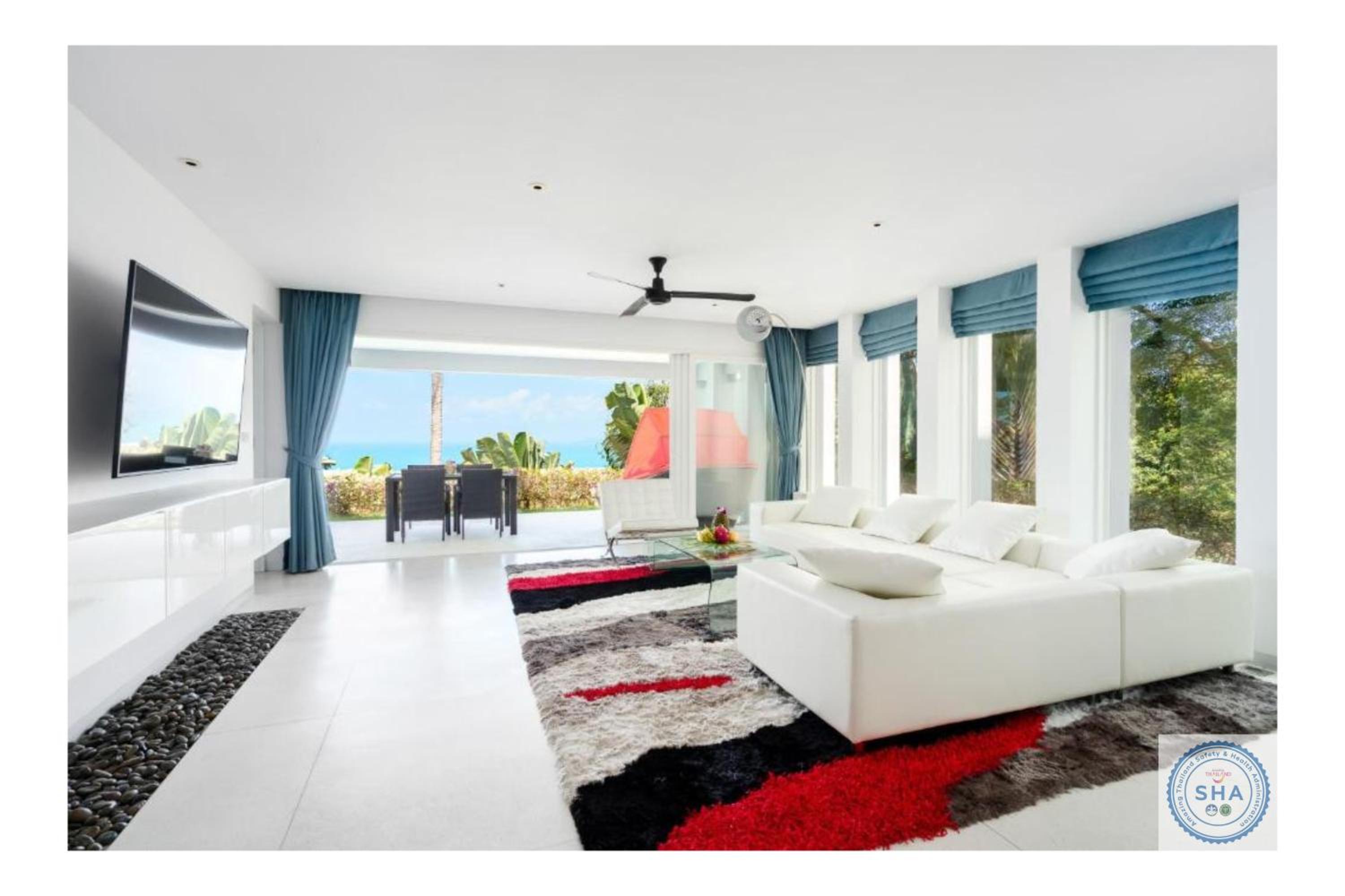 Two-Bedroom Suite - Photo 2