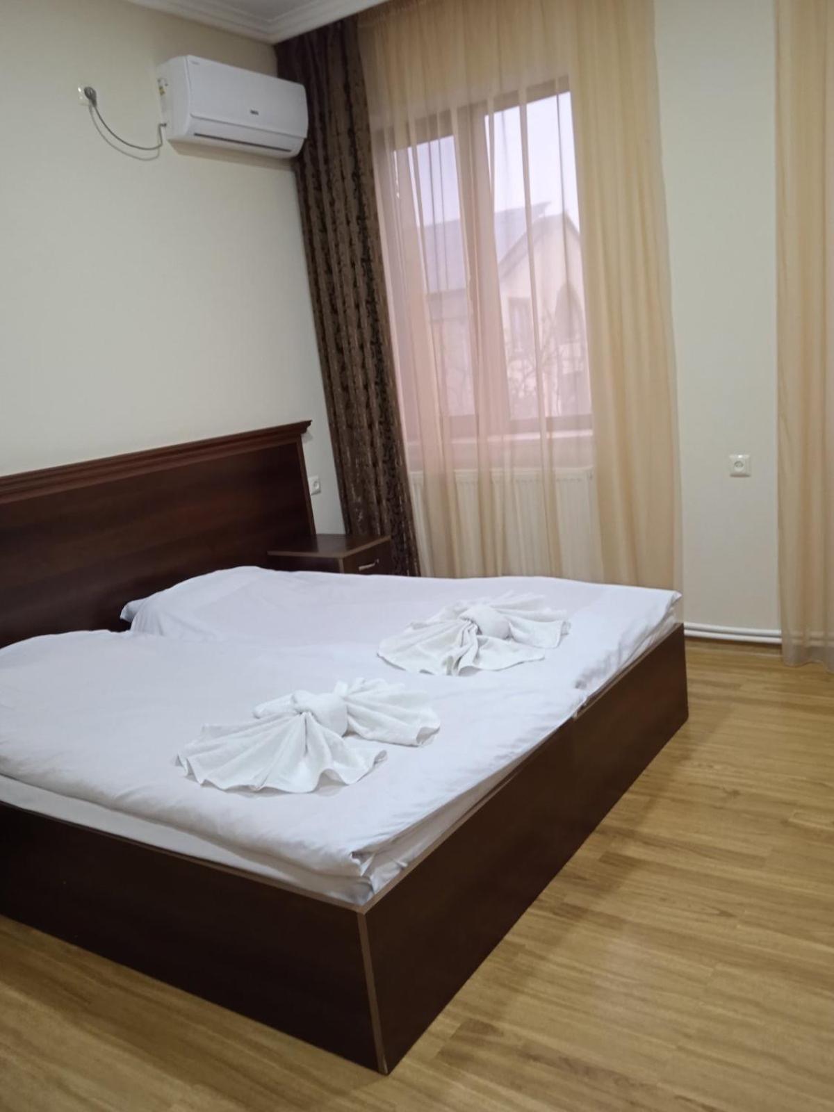 Double or Twin Room photo 1