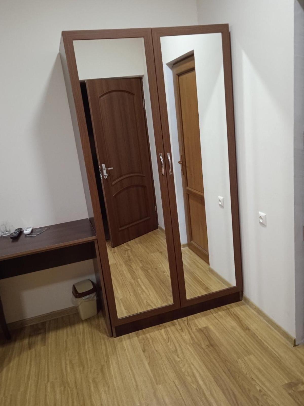 Double or Twin Room photo 3