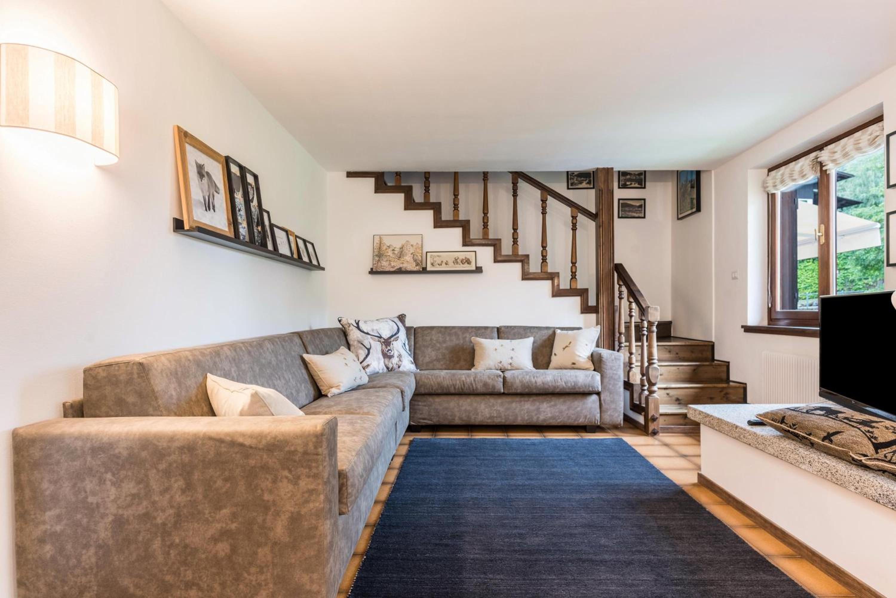 Two-Bedroom Deluxe Apartment with Garden View photo 1