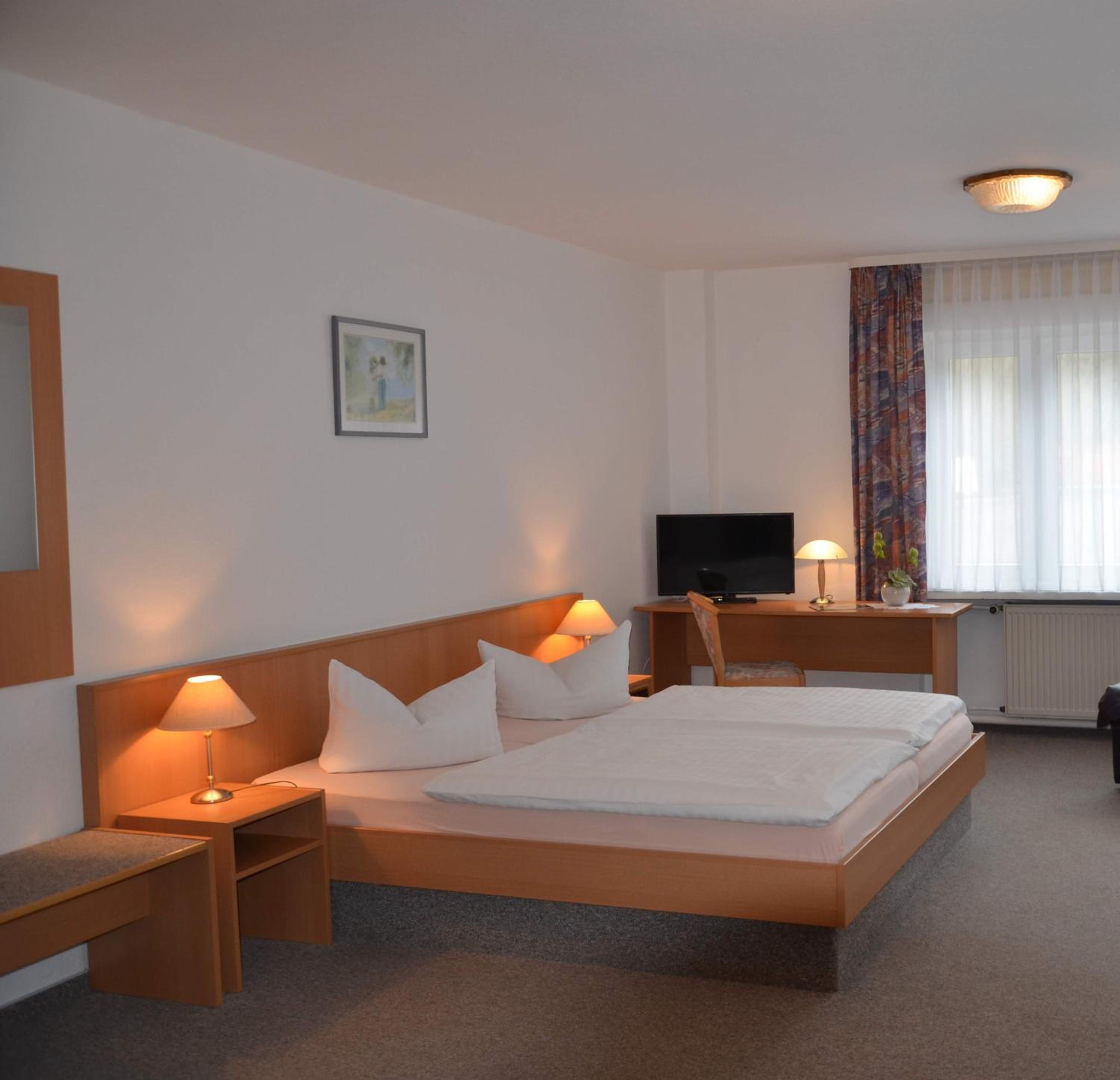 Budget Double Room photo 1