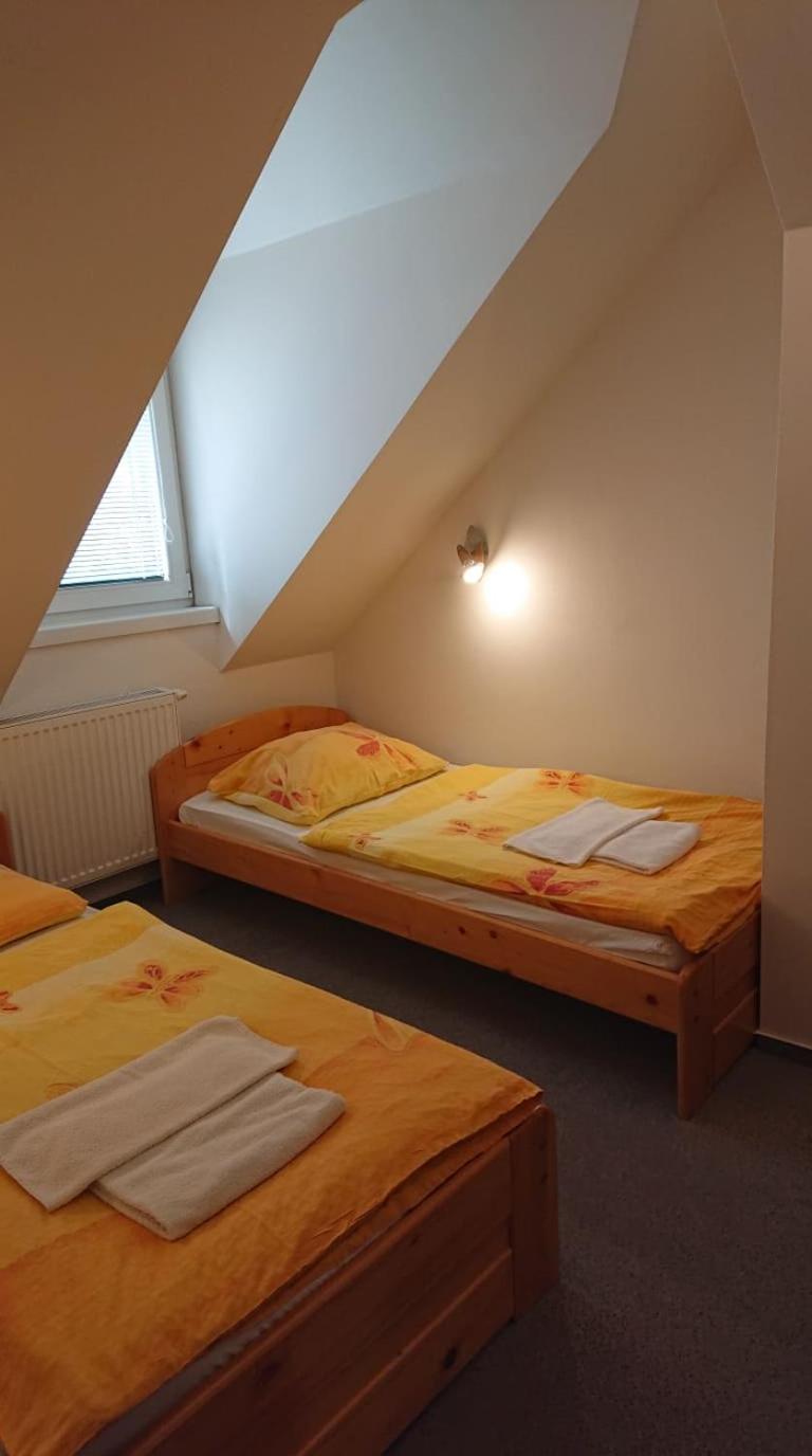 Standard Twin Room photo 1