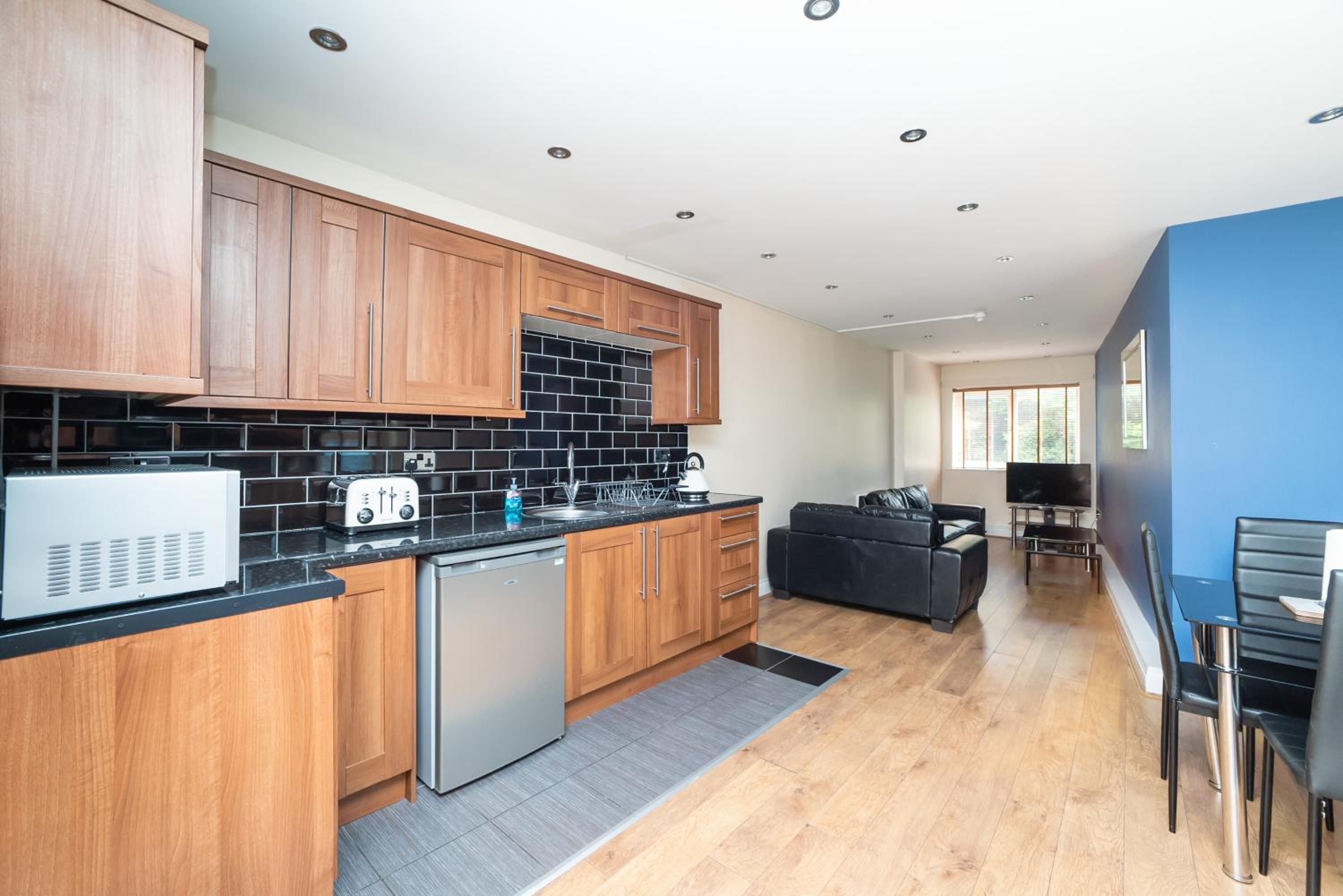 Two-Bedroom Apartment - Photo 4