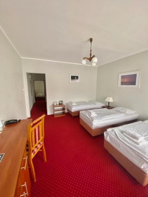 Economy Triple Room - Photo 1