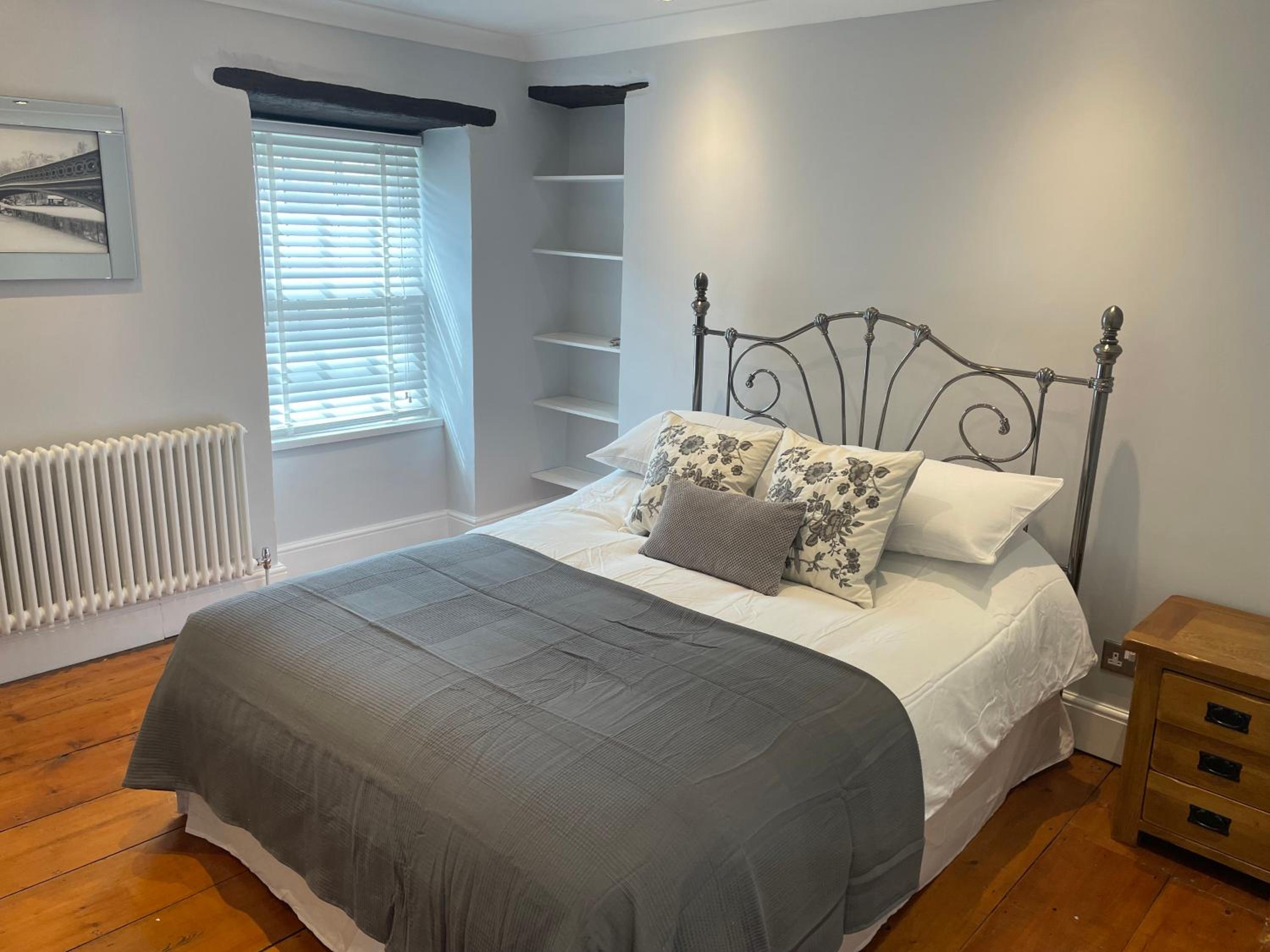 Two-Bedroom House - Photo 14