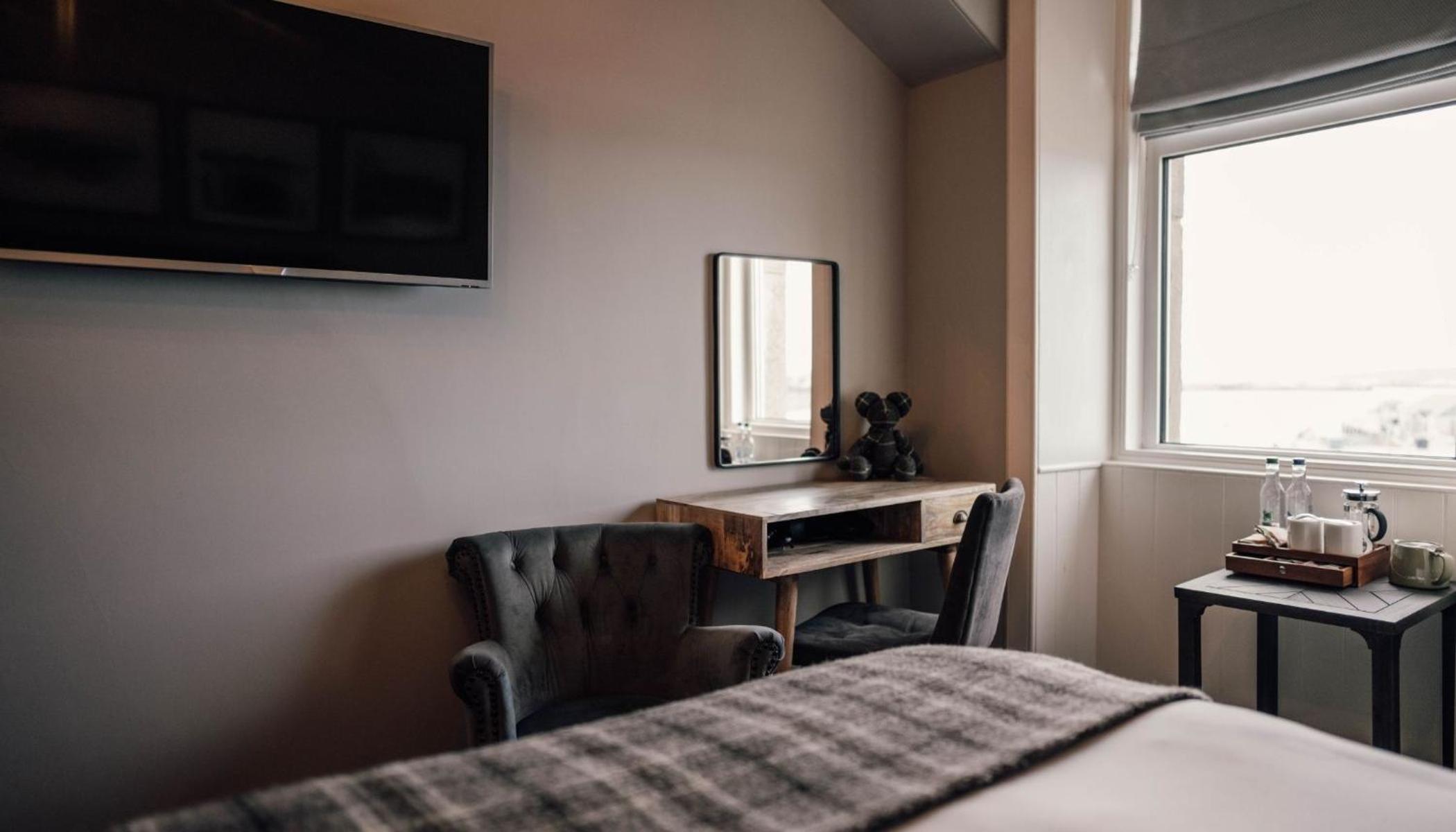 Double Room with Sea View - Photo 2