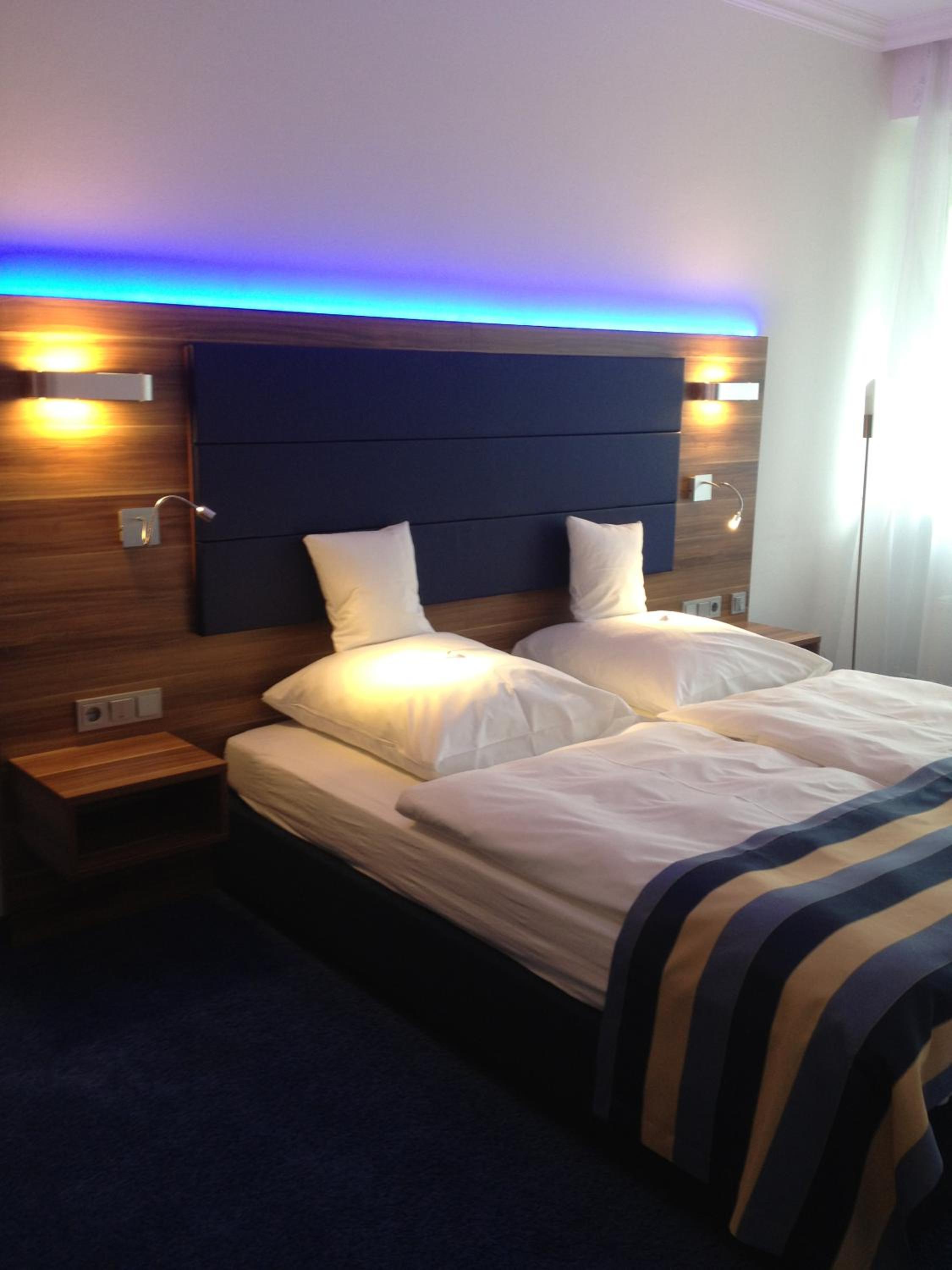 Large Double Room photo 3