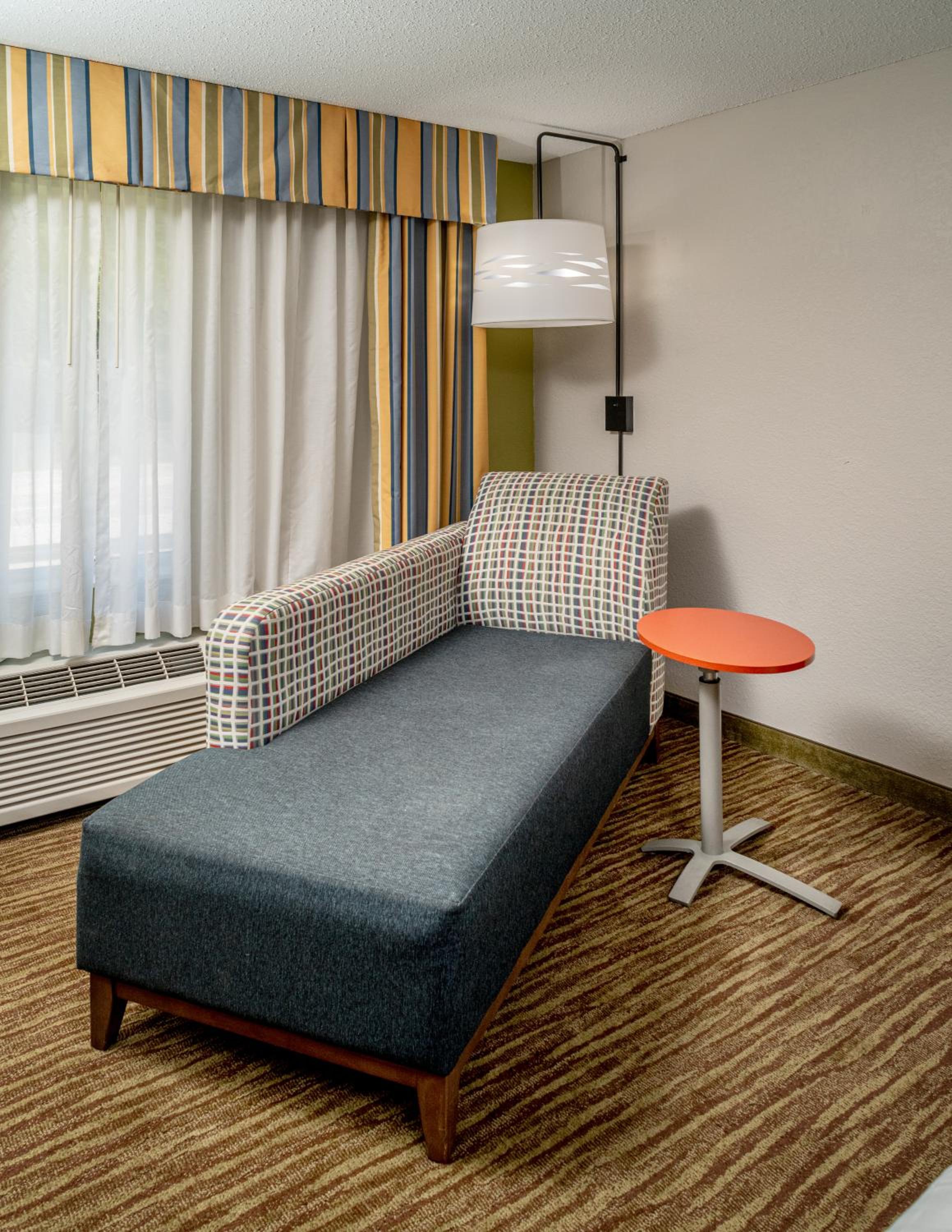 King Suite with Sofa Bed - Photo 3