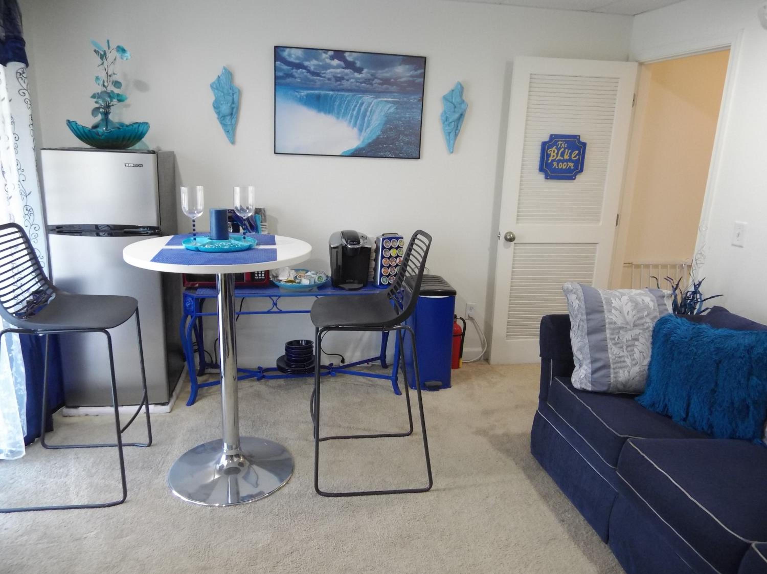 Double Room with Private Bathroom - Photo 8