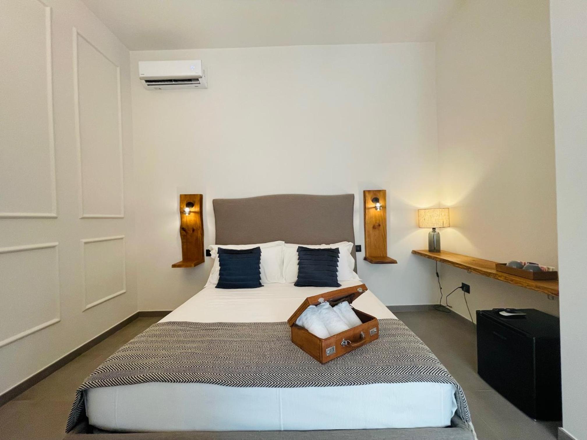Superior Double Room - Photo 4