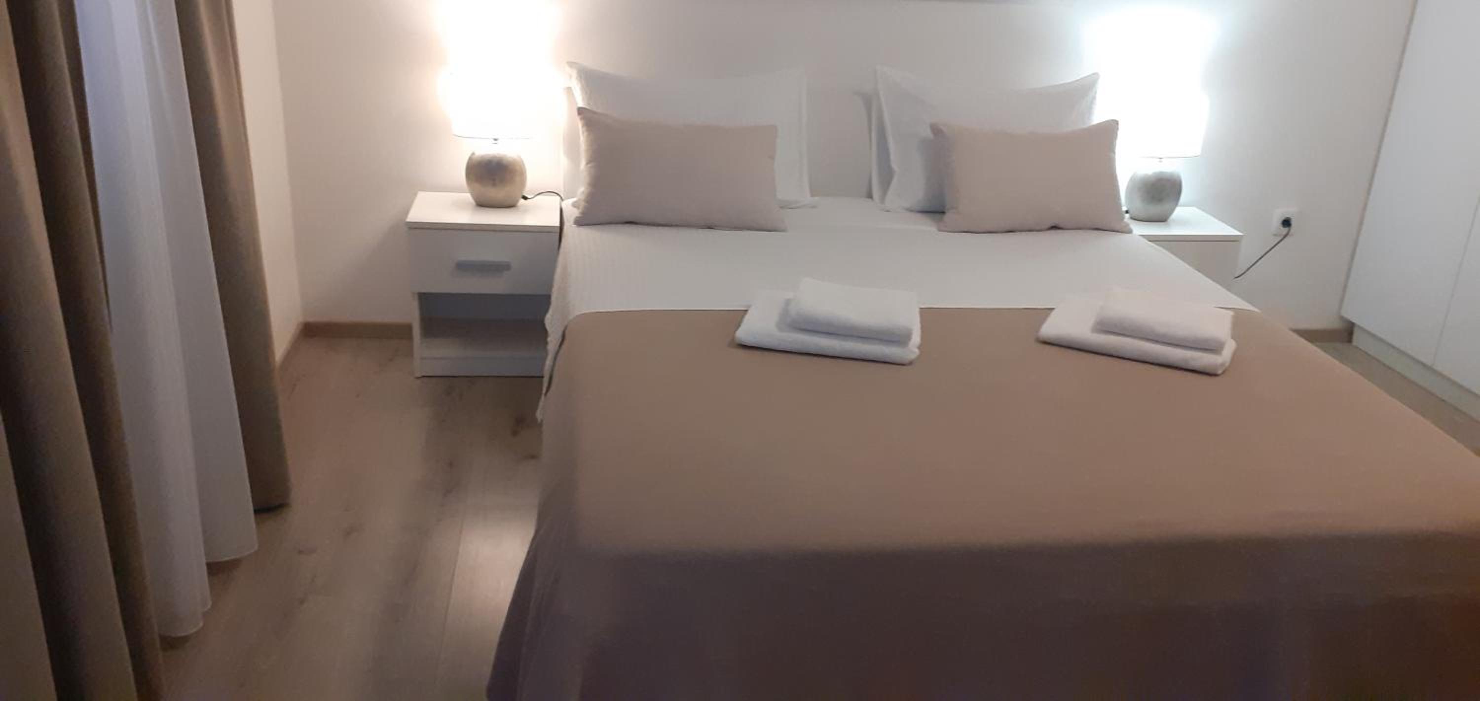 Double Room - Photo 13