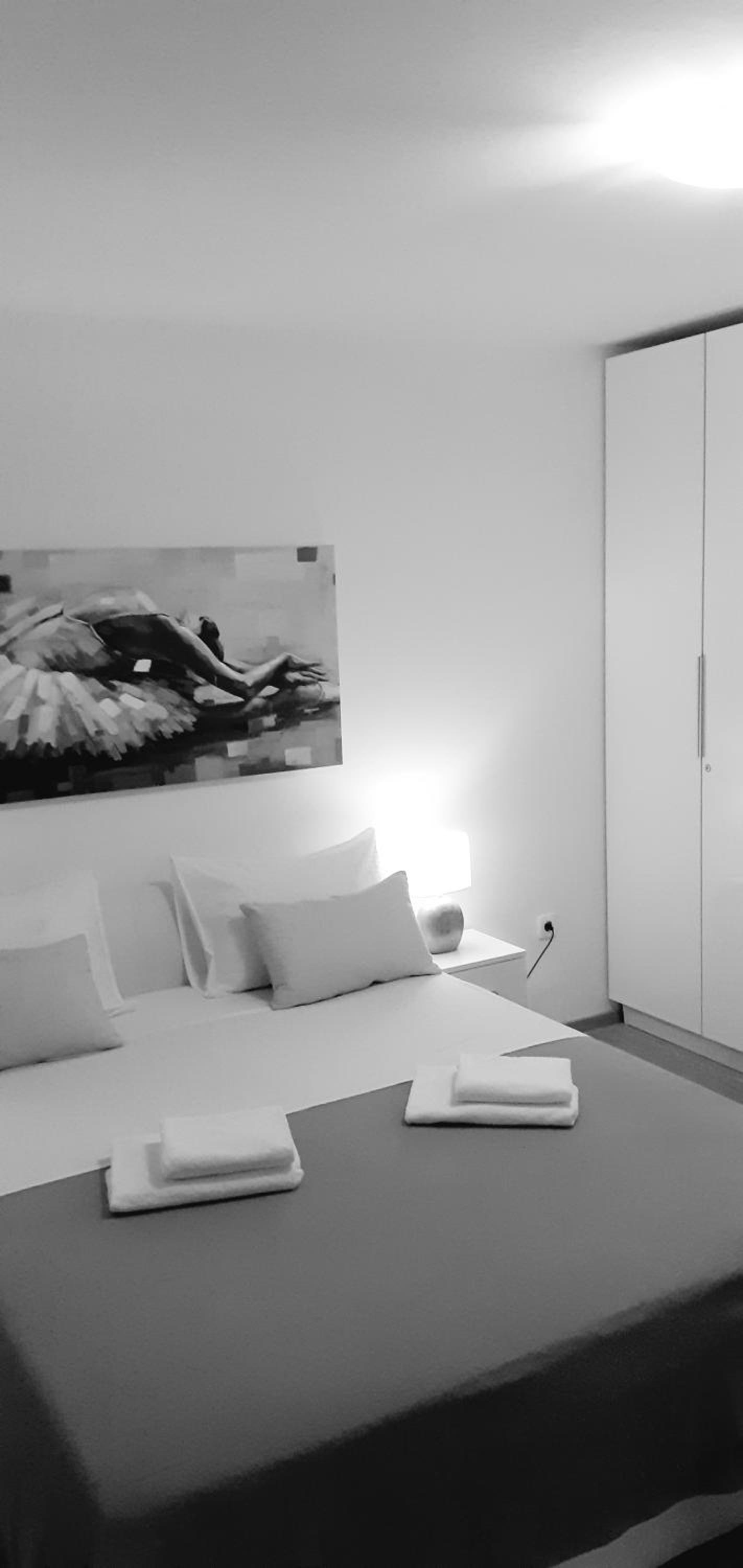 Double Room - Photo 2