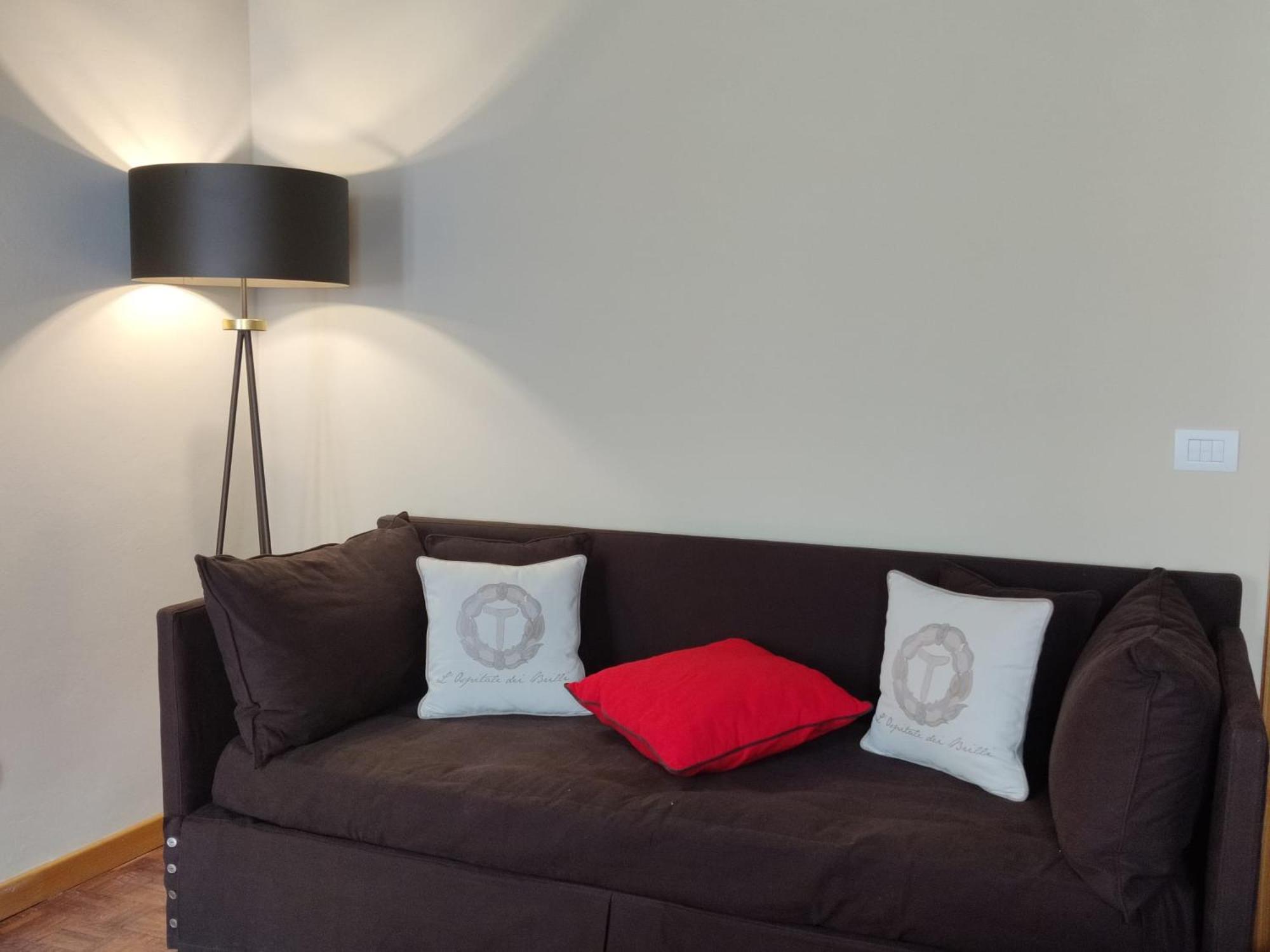Standard Family Room - Photo 3