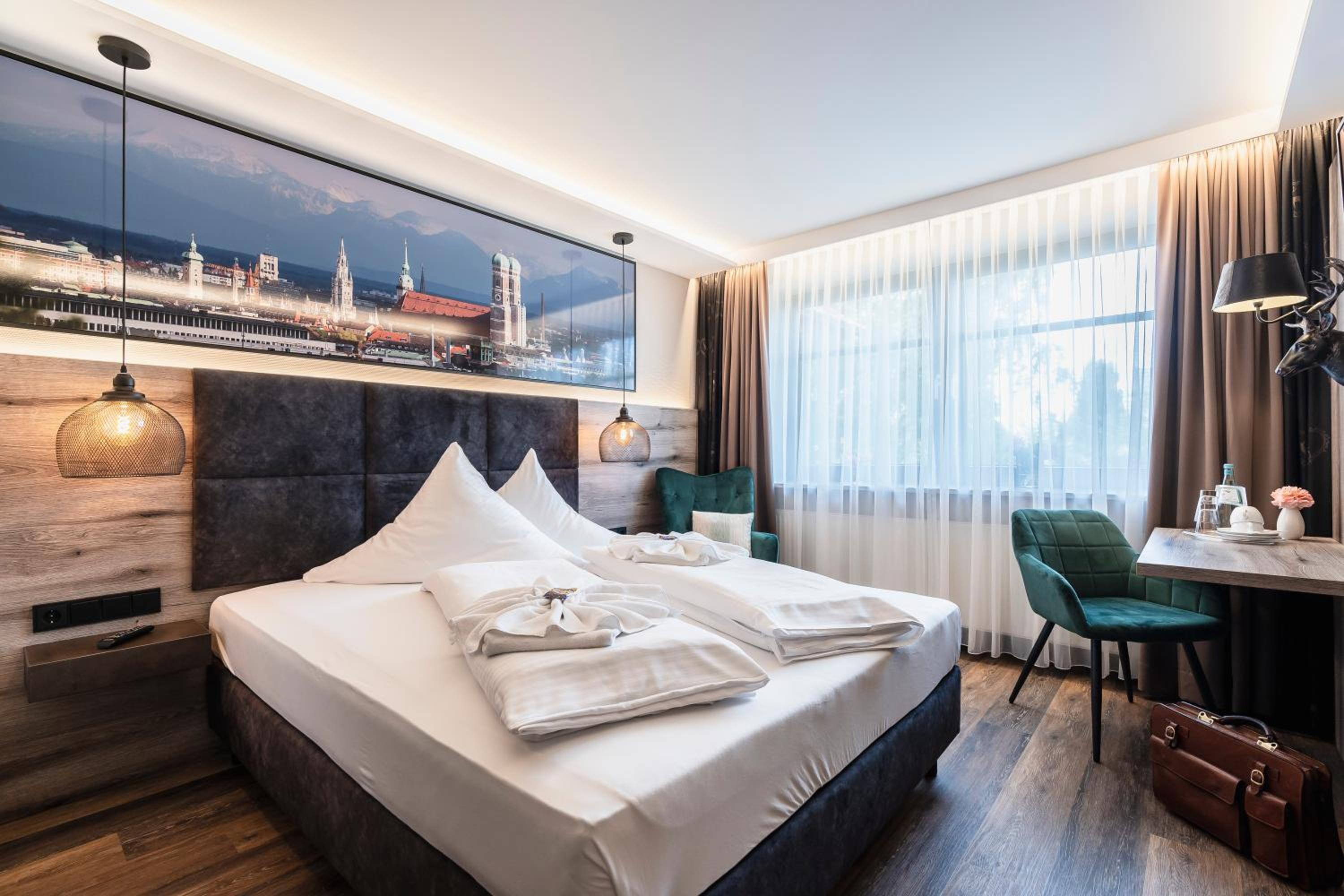 Premium Double Room - Photo 8