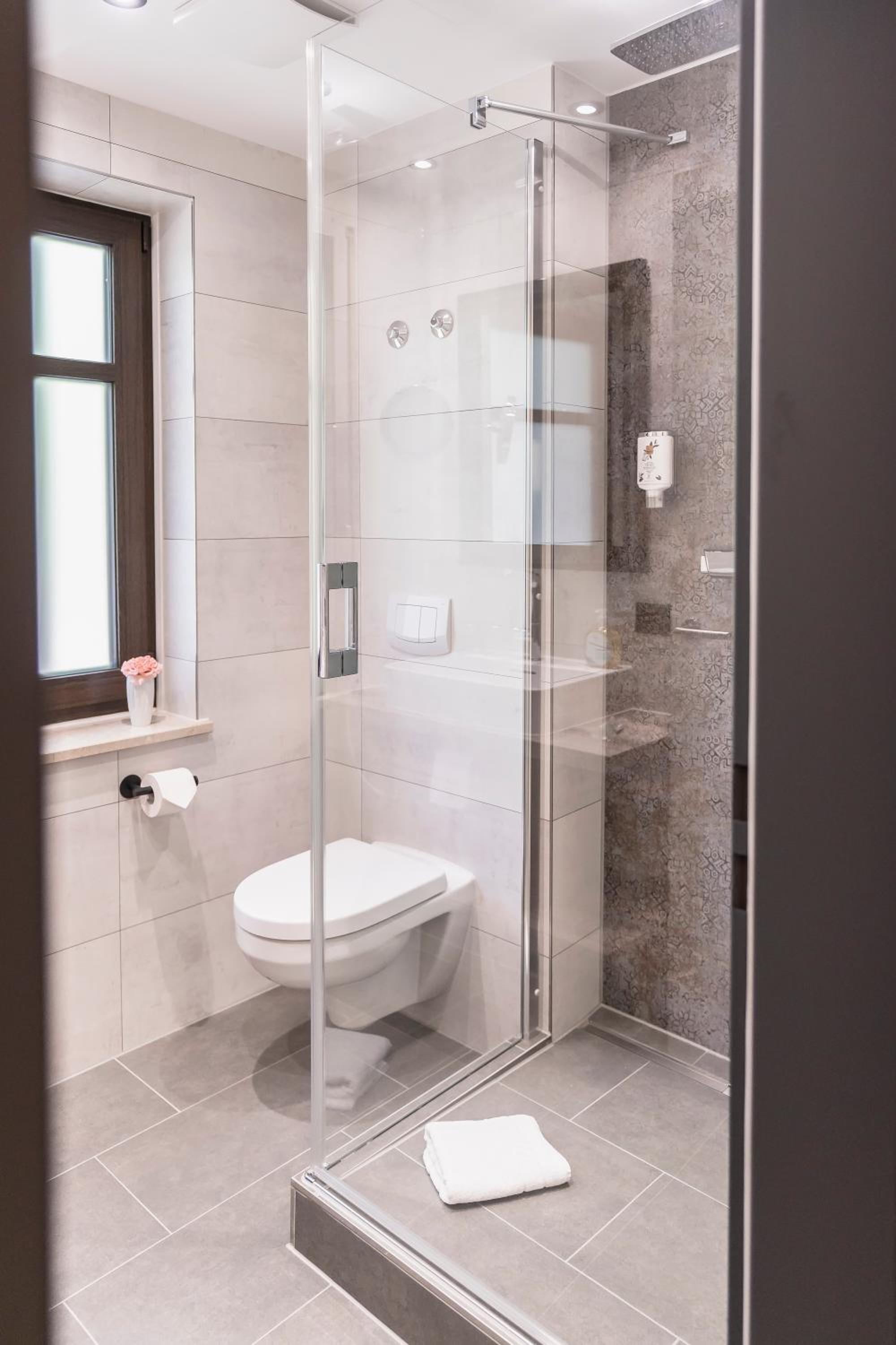 Premium Double Room - Photo 7