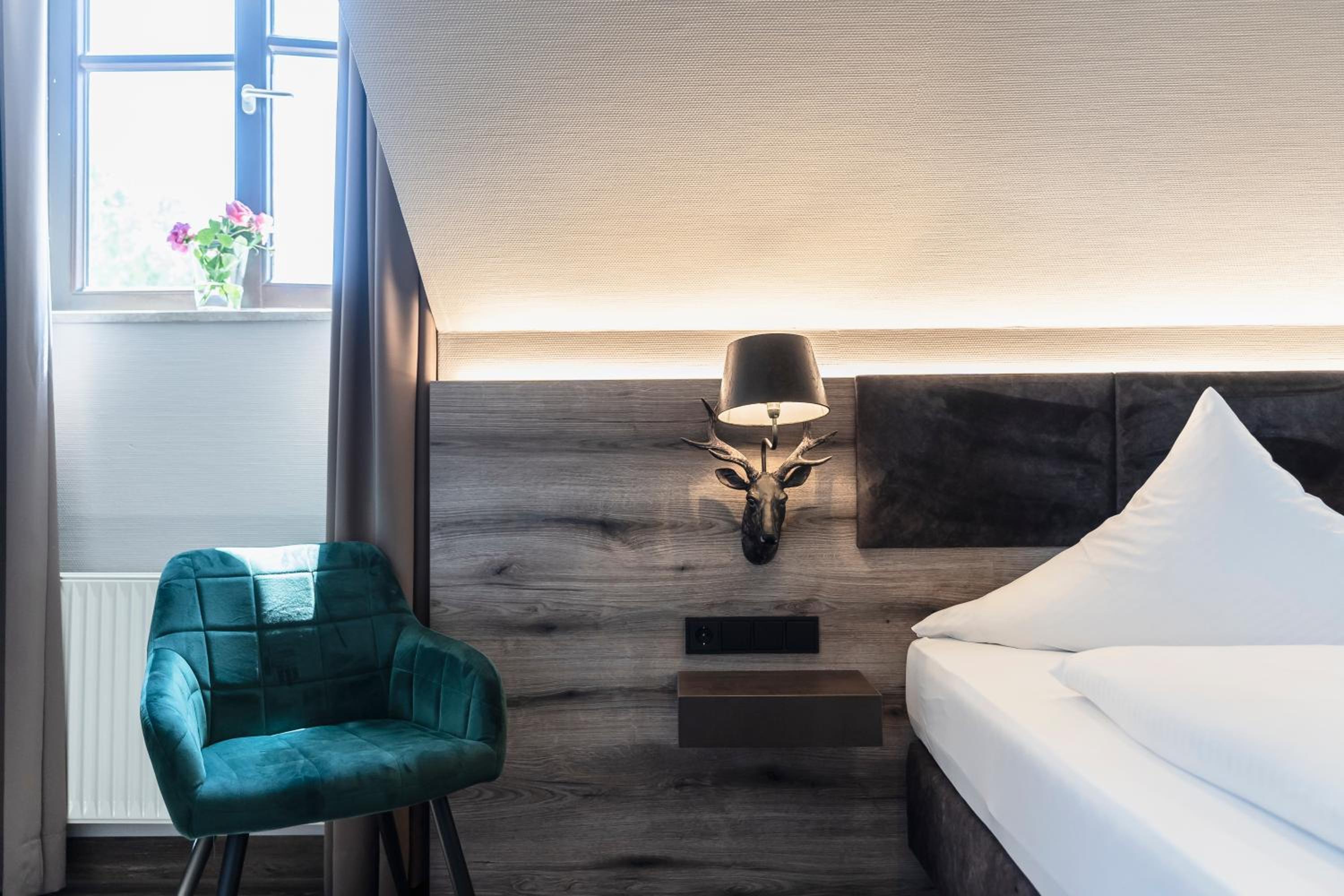 Premium Double Room - Photo 20