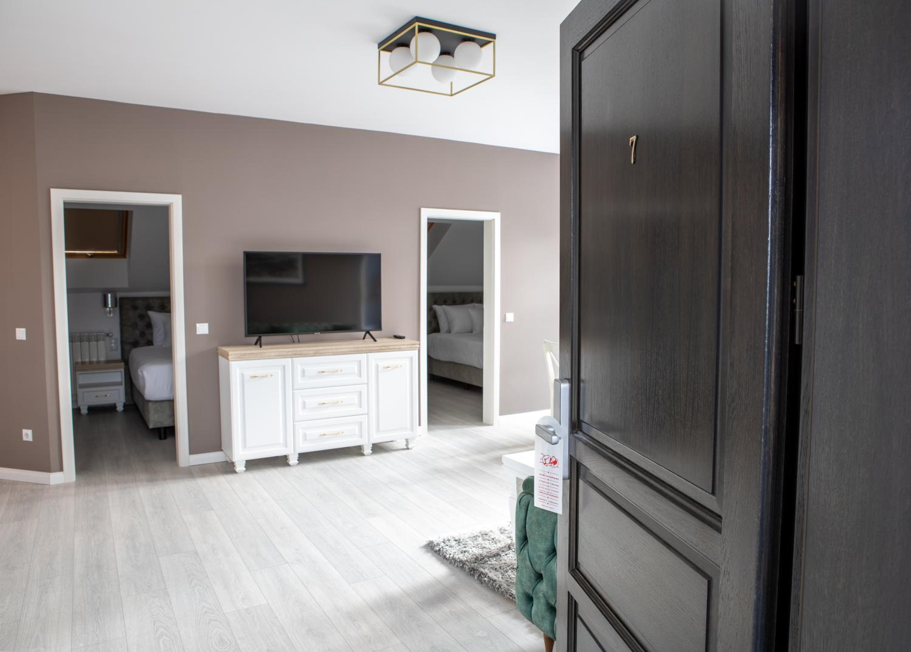 Penthouse Apartment - Photo 1
