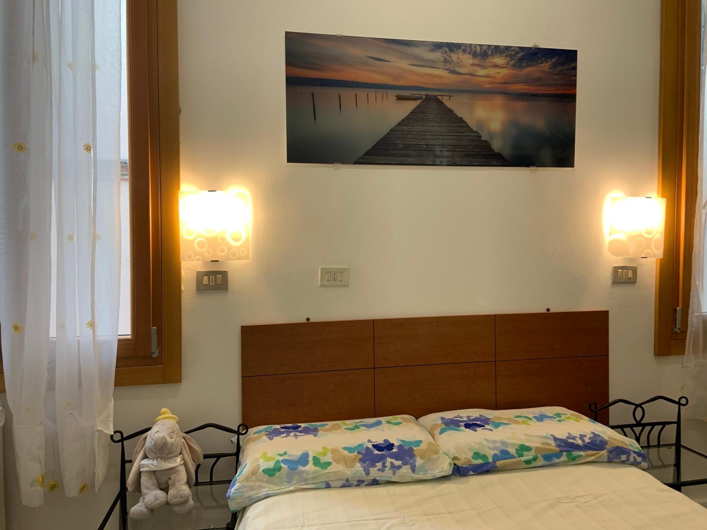 Double Room with Shared Bathroom photo 1