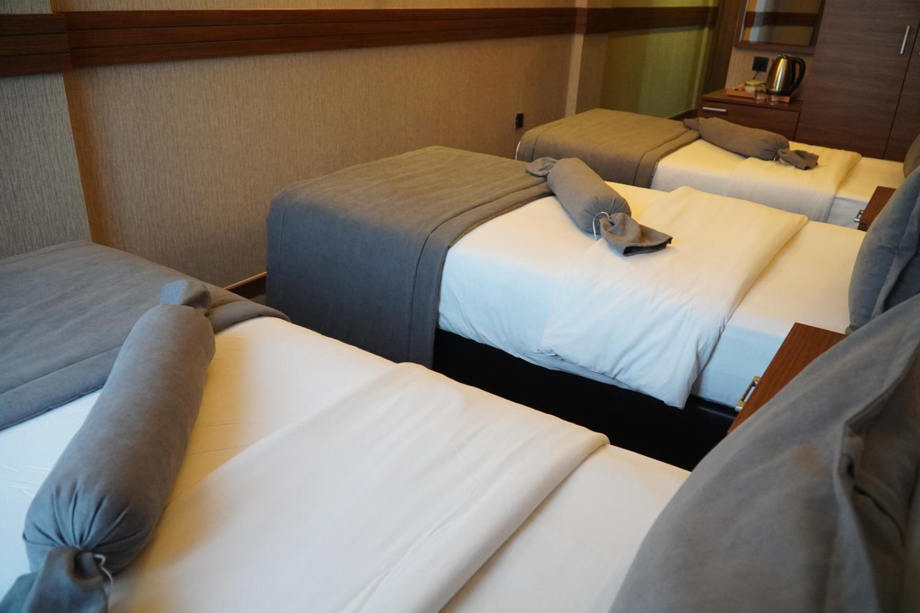 Standard Triple Room photo 2