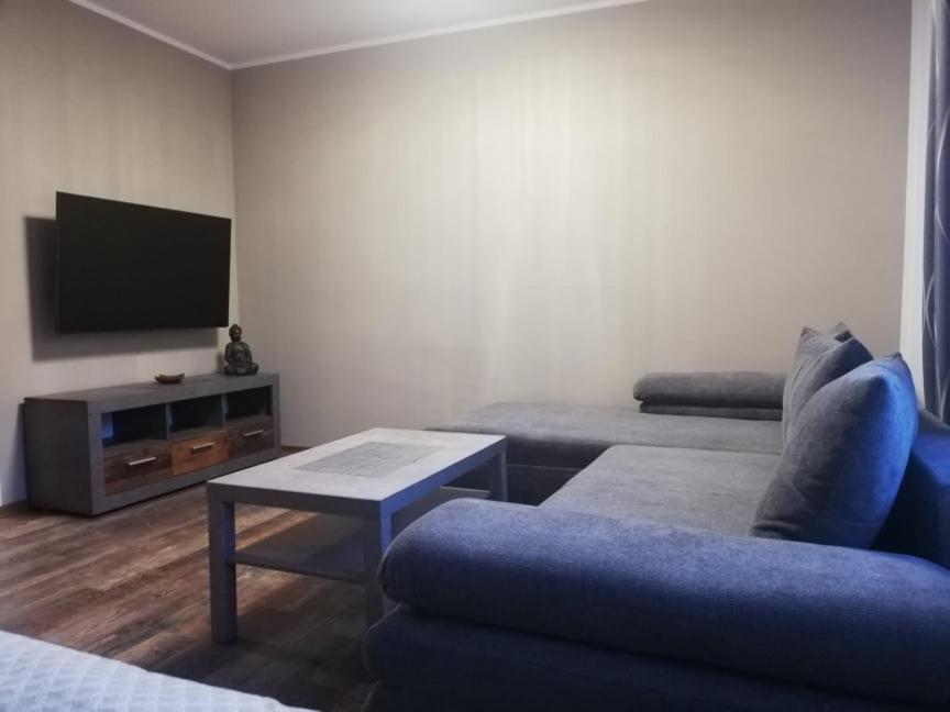 One-Bedroom Apartment - Photo 1