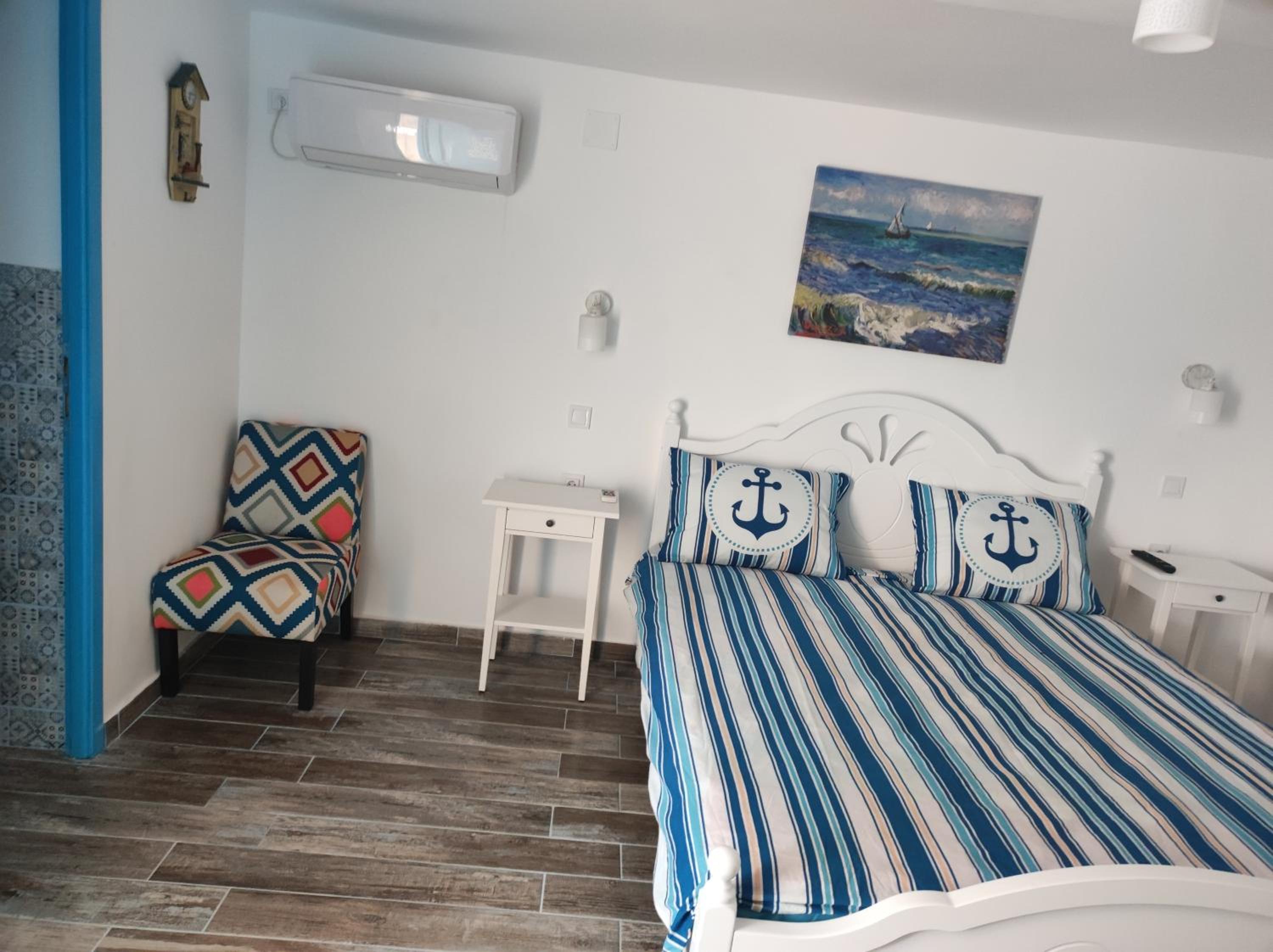 Superior Triple Room - Photo 1