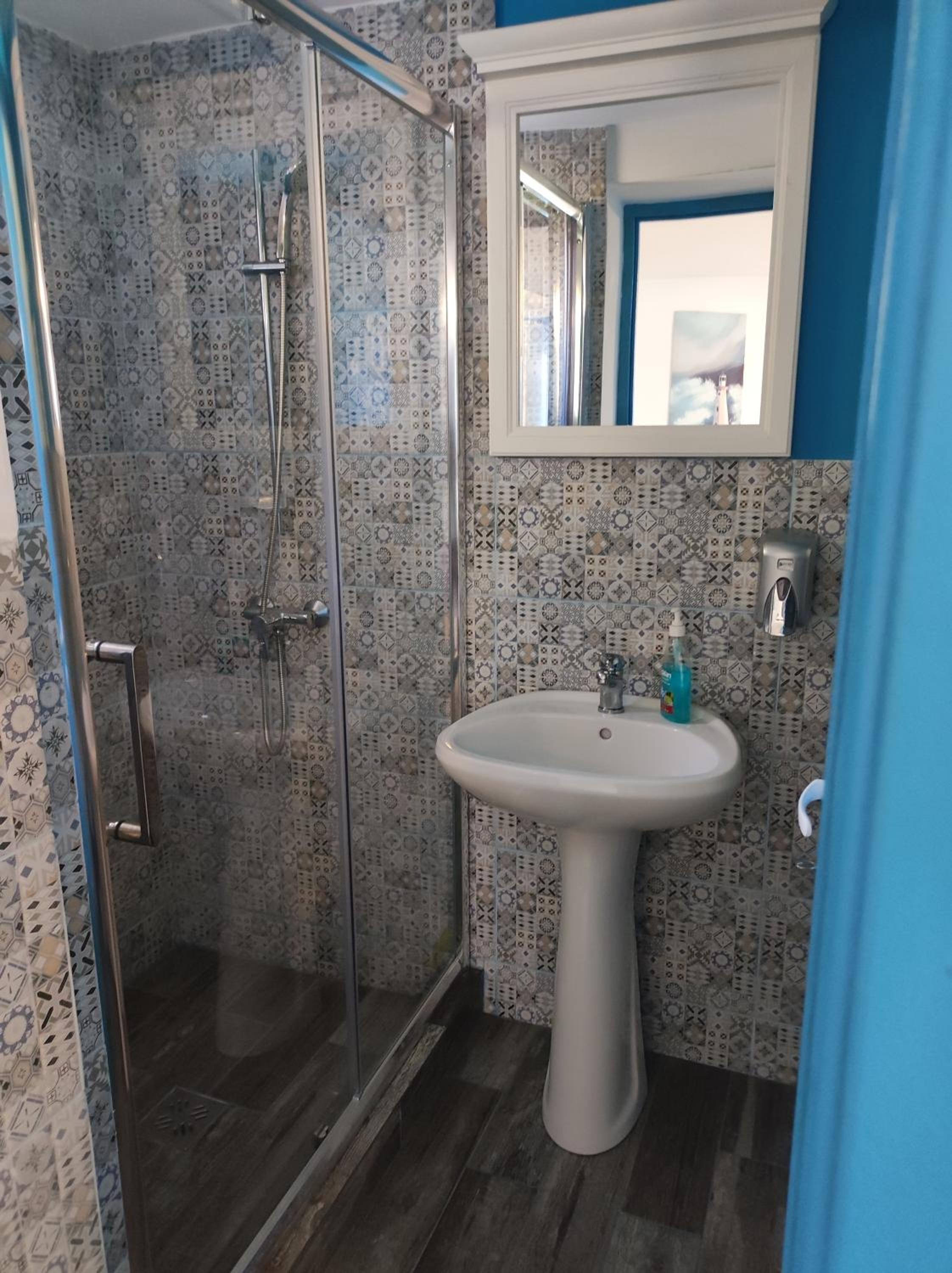 Superior Triple Room - Photo 5