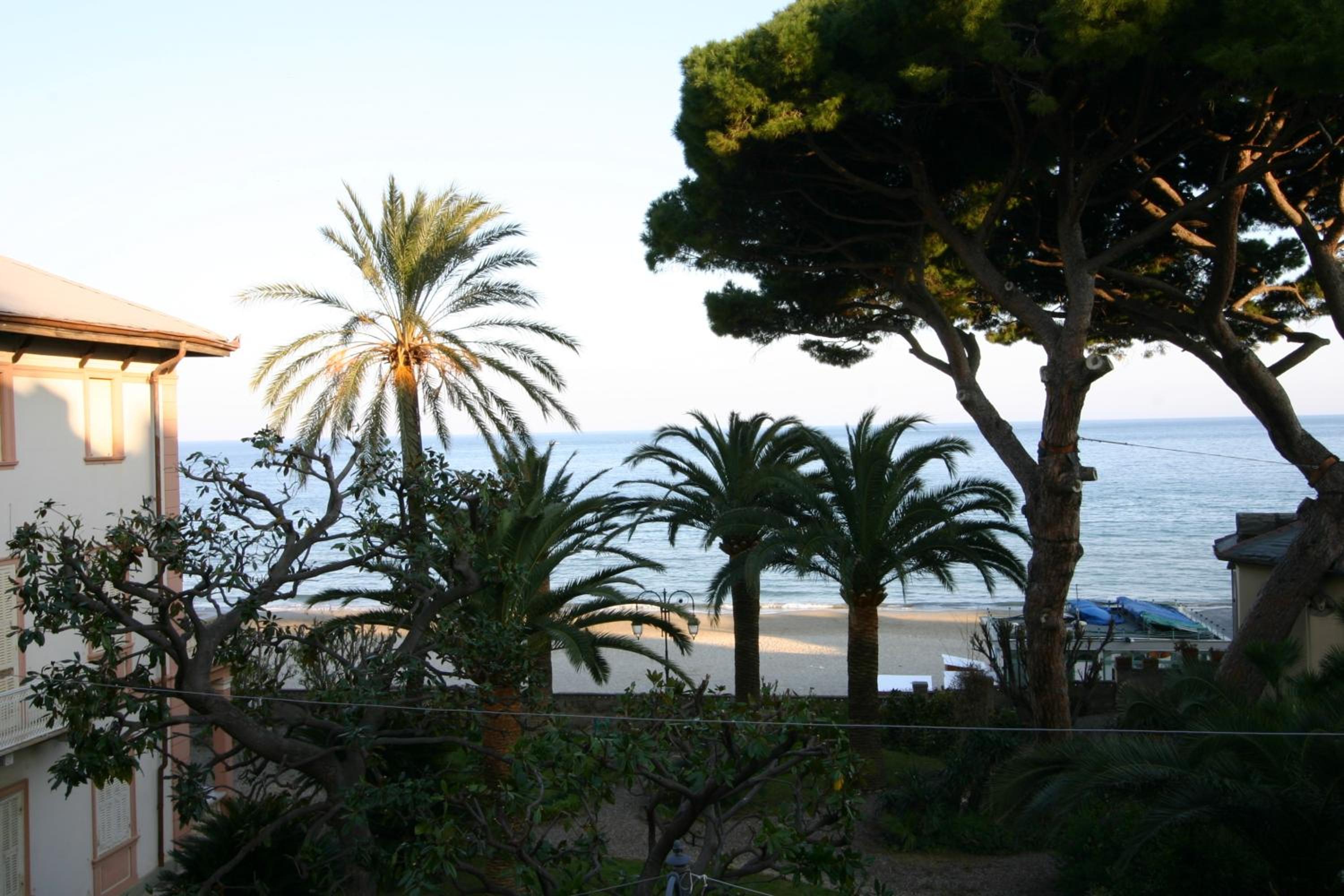 One-Bedroom Apartment with Sea View - Photo 19