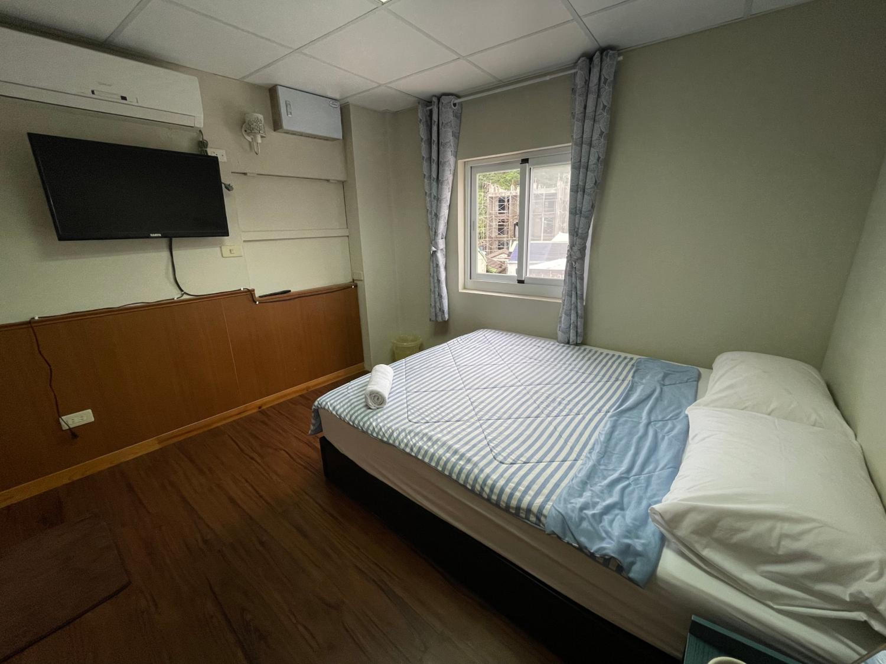 Small Double Room photo 3
