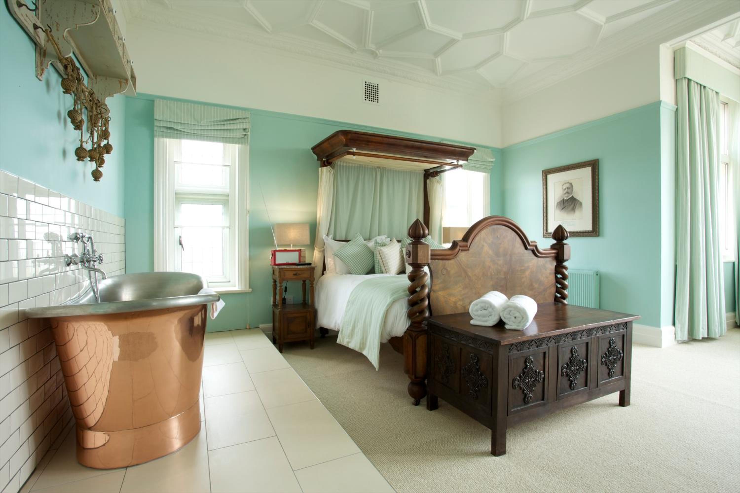 Indulgence Plus with Sea View photo 3