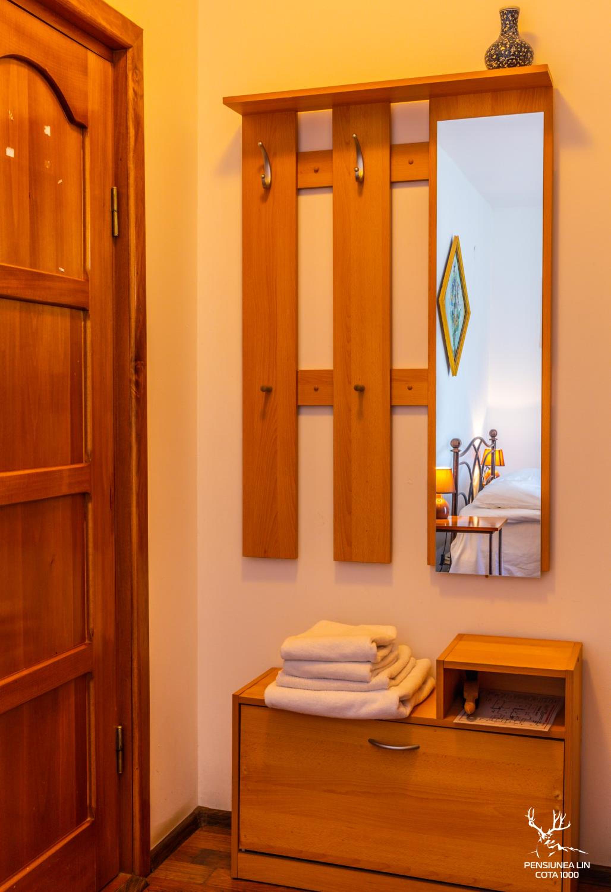 Double Room - Photo 5