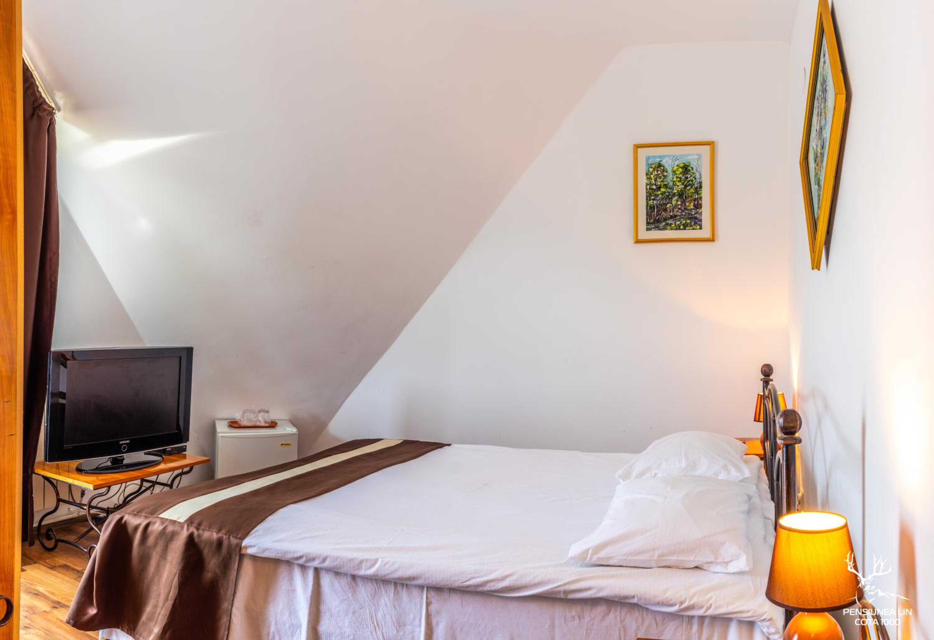 Double Room - Photo 3